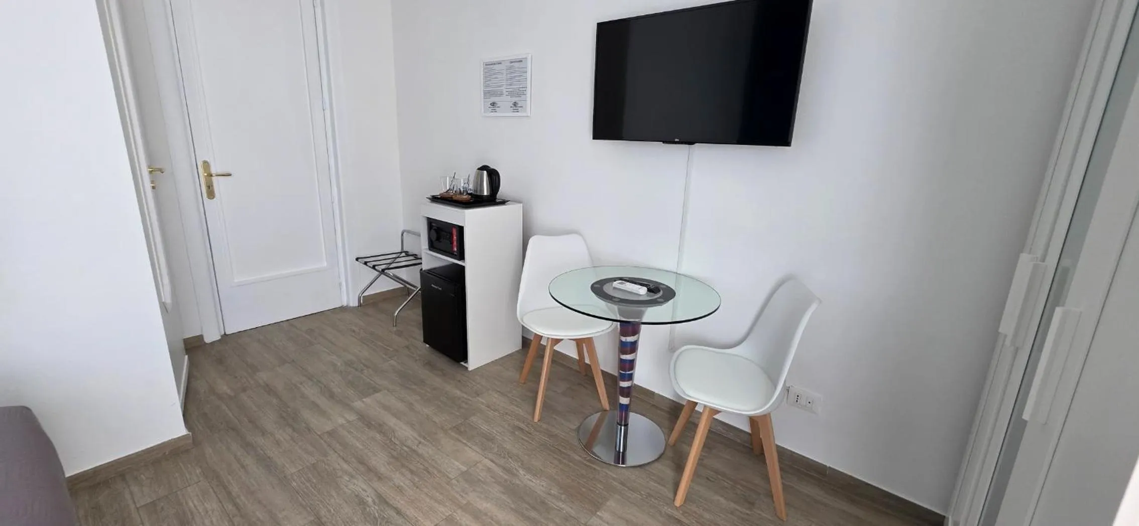 Area and facilities in Hostel Josef