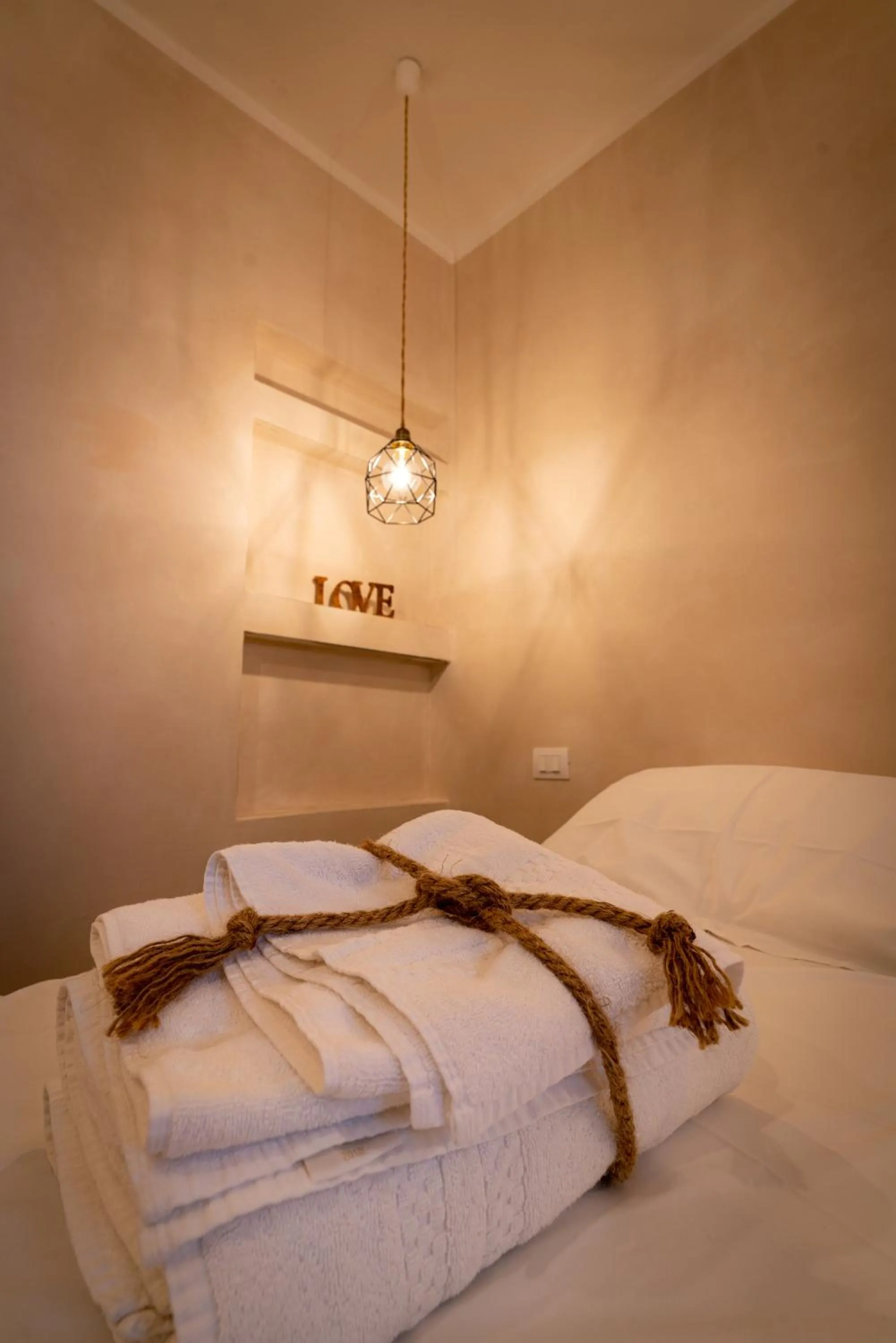 Bedroom, Bed in MORF suites