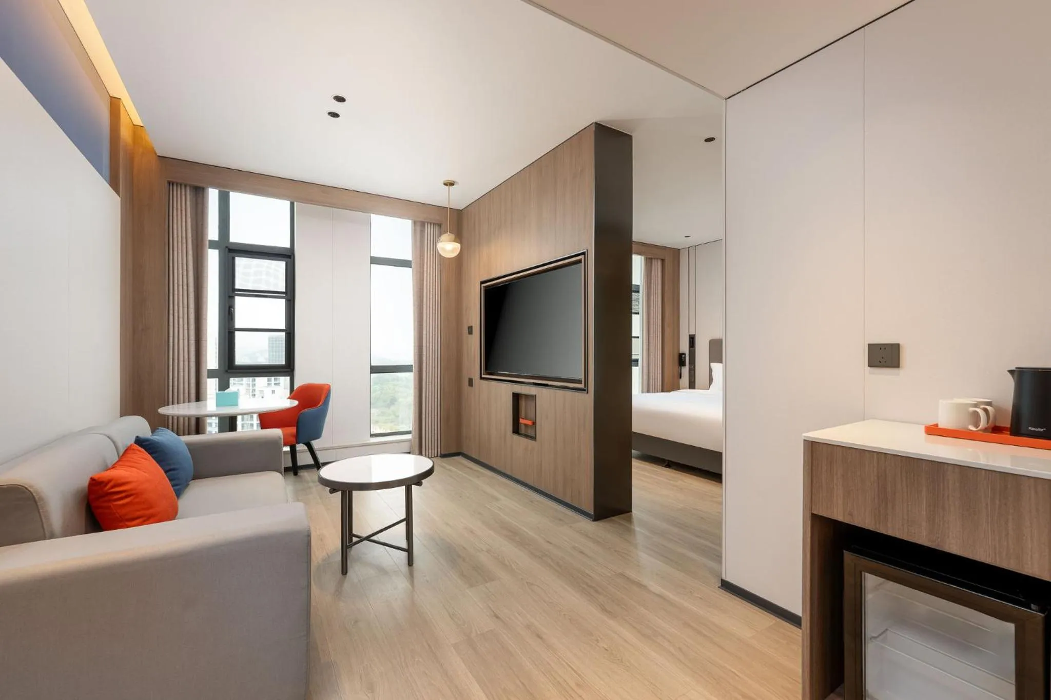 Photo of the whole room, Bed in Holiday Inn Express Shangrao Railway Station by IHG