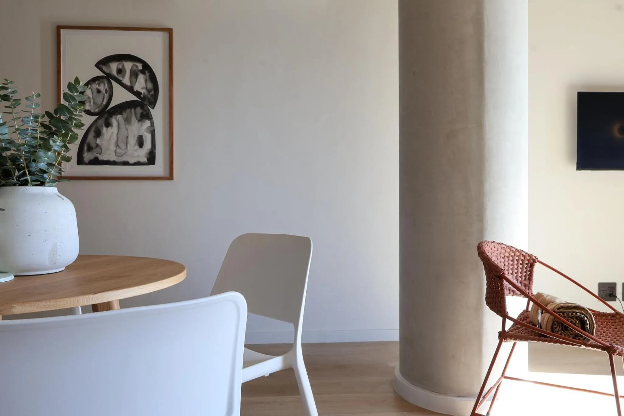 Two-Bedroom Apartment in THREE43 ON B - Fluent Serviced Apartments
