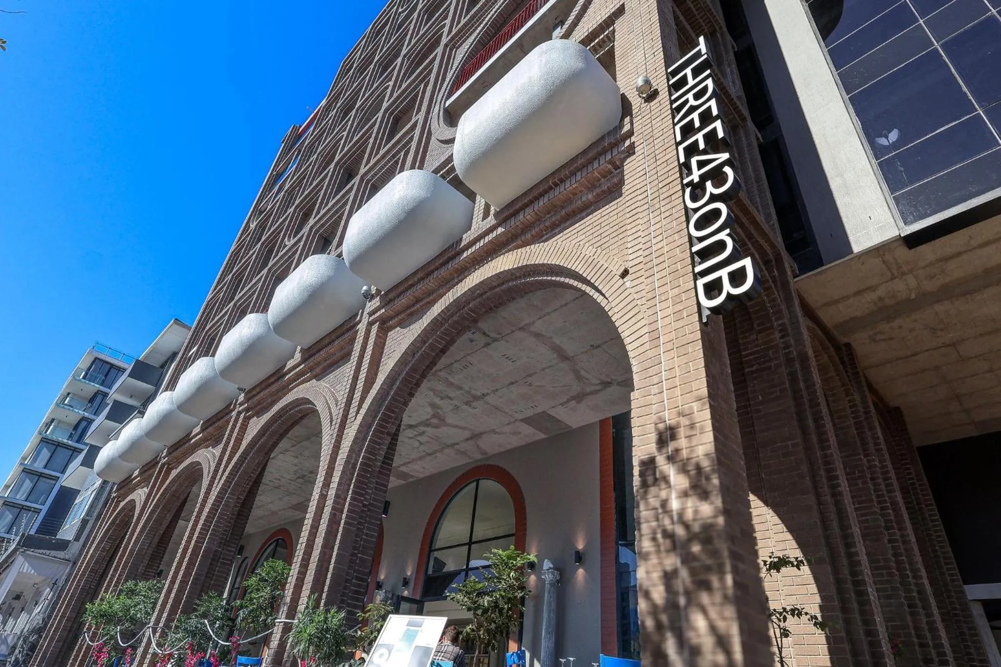 THREE43 ON B - Fluent Serviced Apartments