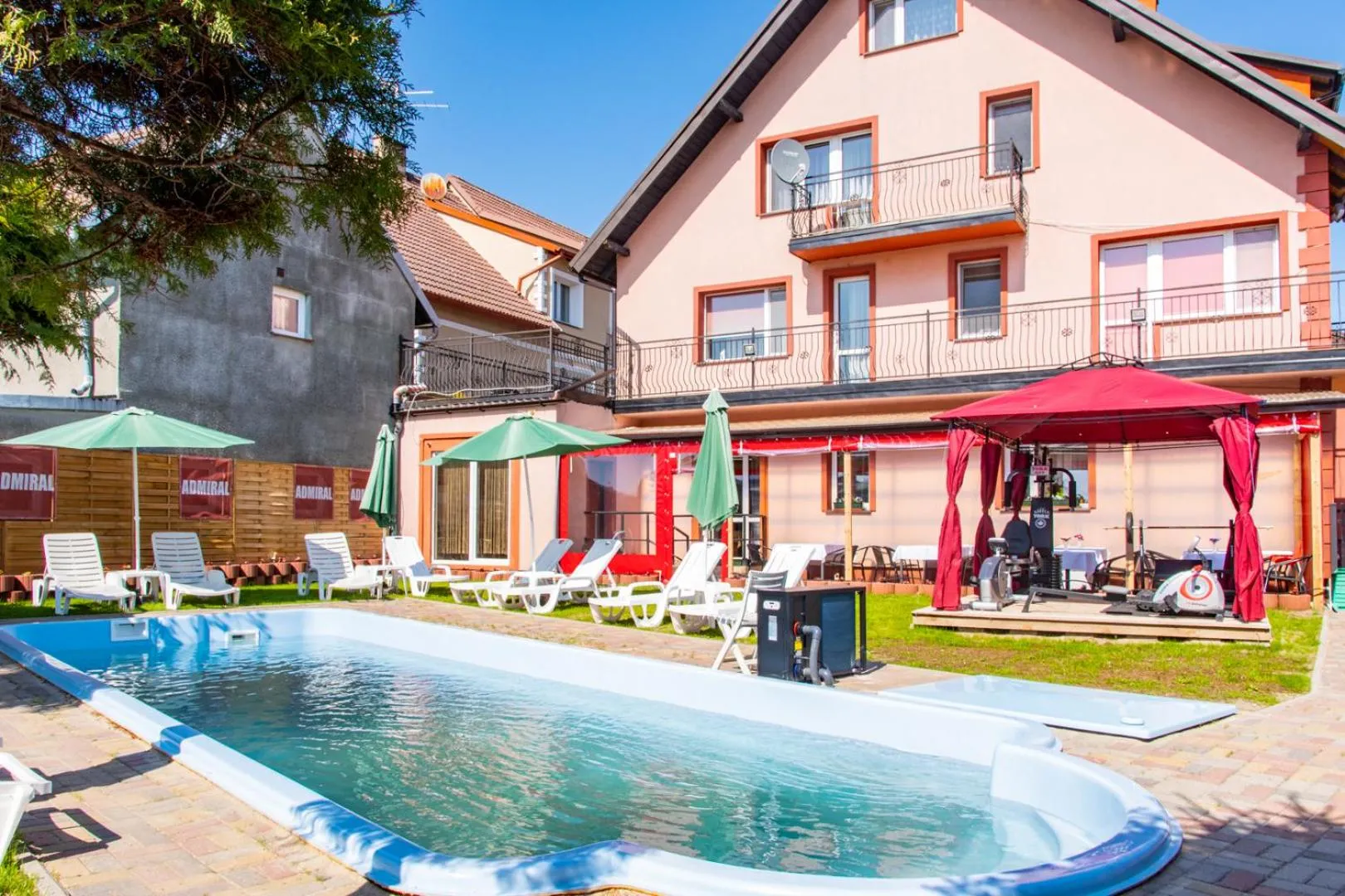 Swimming pool in Aqua House Admirał