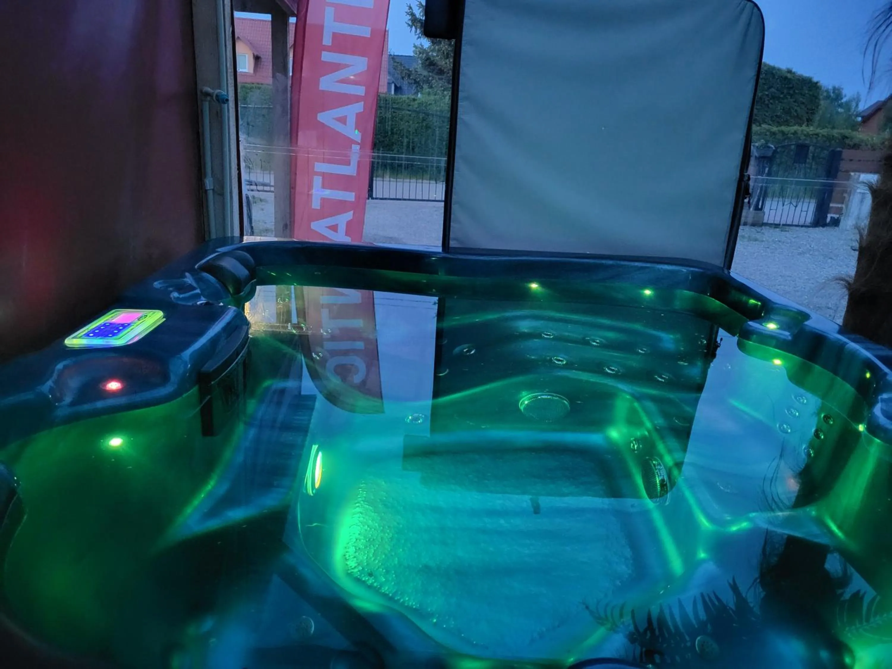 Aqua House Admirał