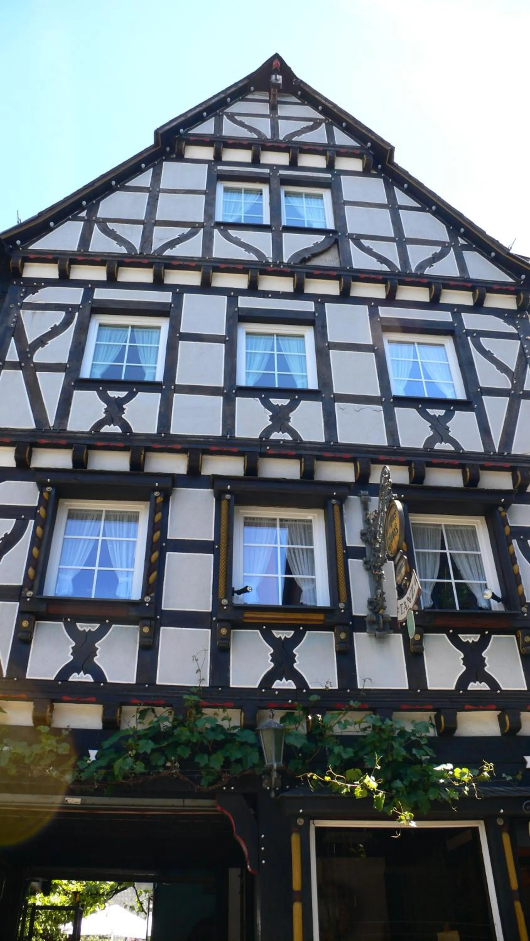 Property building in Weinhaus Thomas