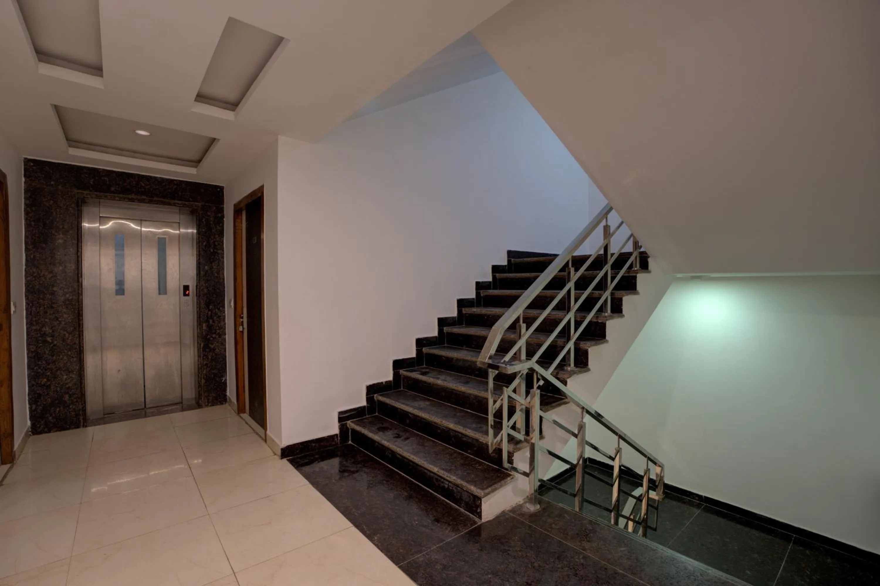 elevator in Hotel Dolphin at Delhi Airport