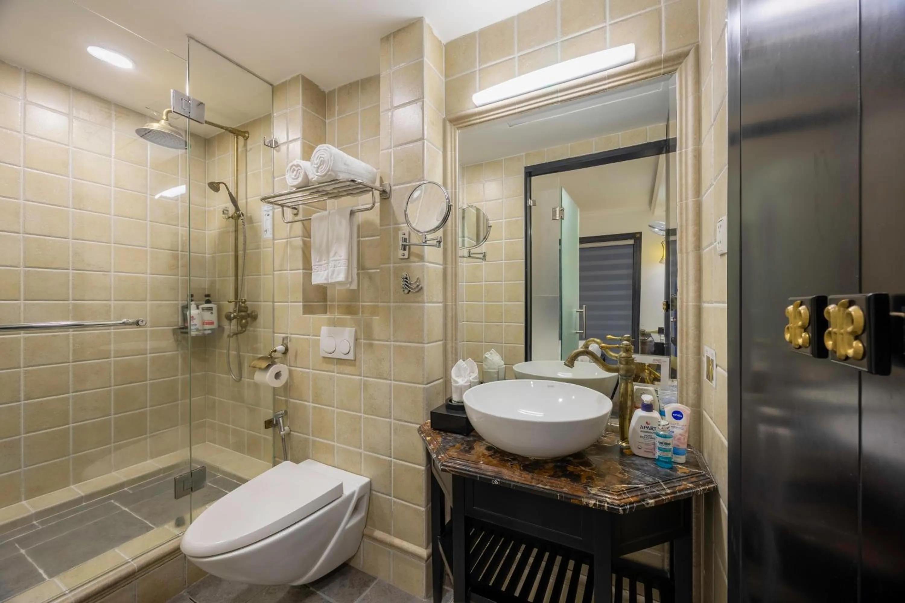 A25 Hotel - 06 Trương Định