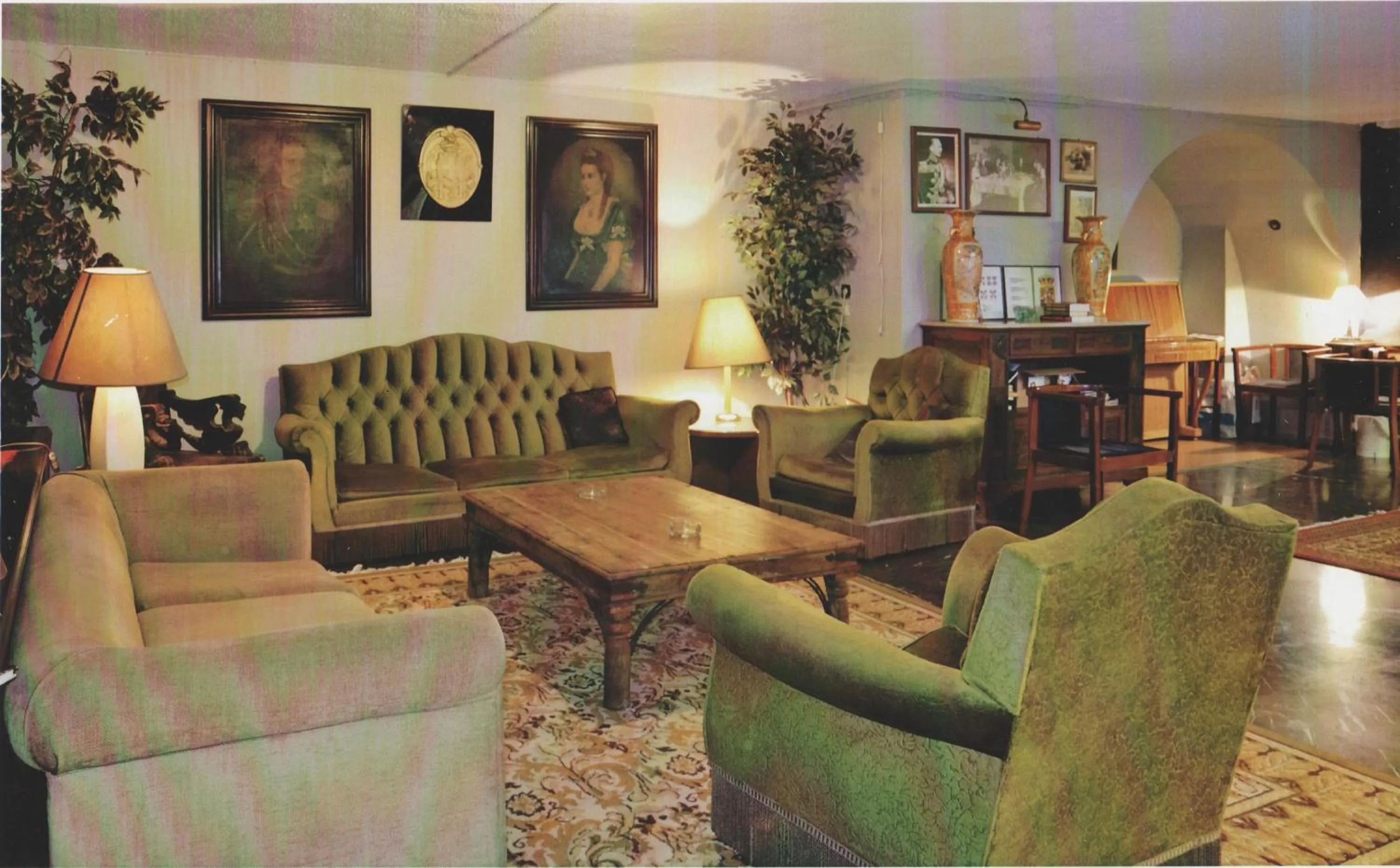 Communal lounge/ TV room in Cavo D' Oro