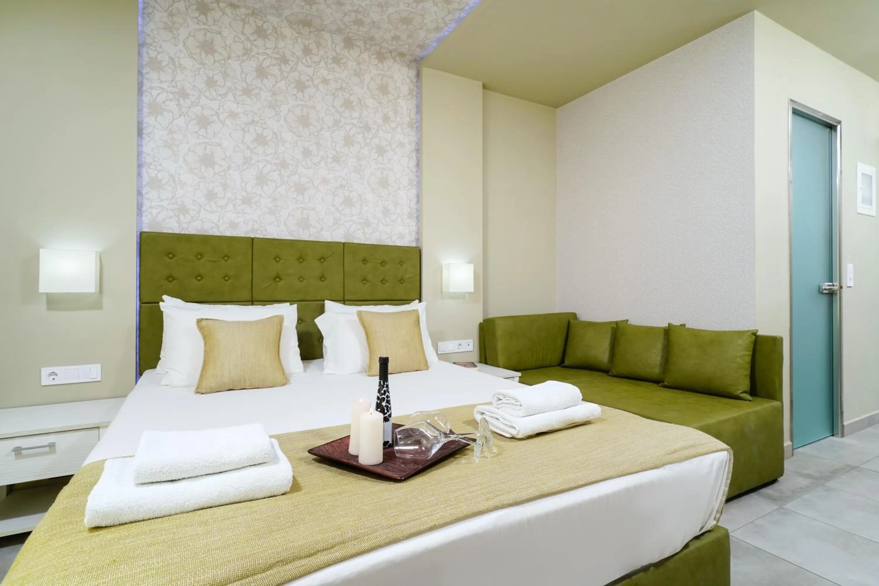 Bed in Lafeyra Hotel