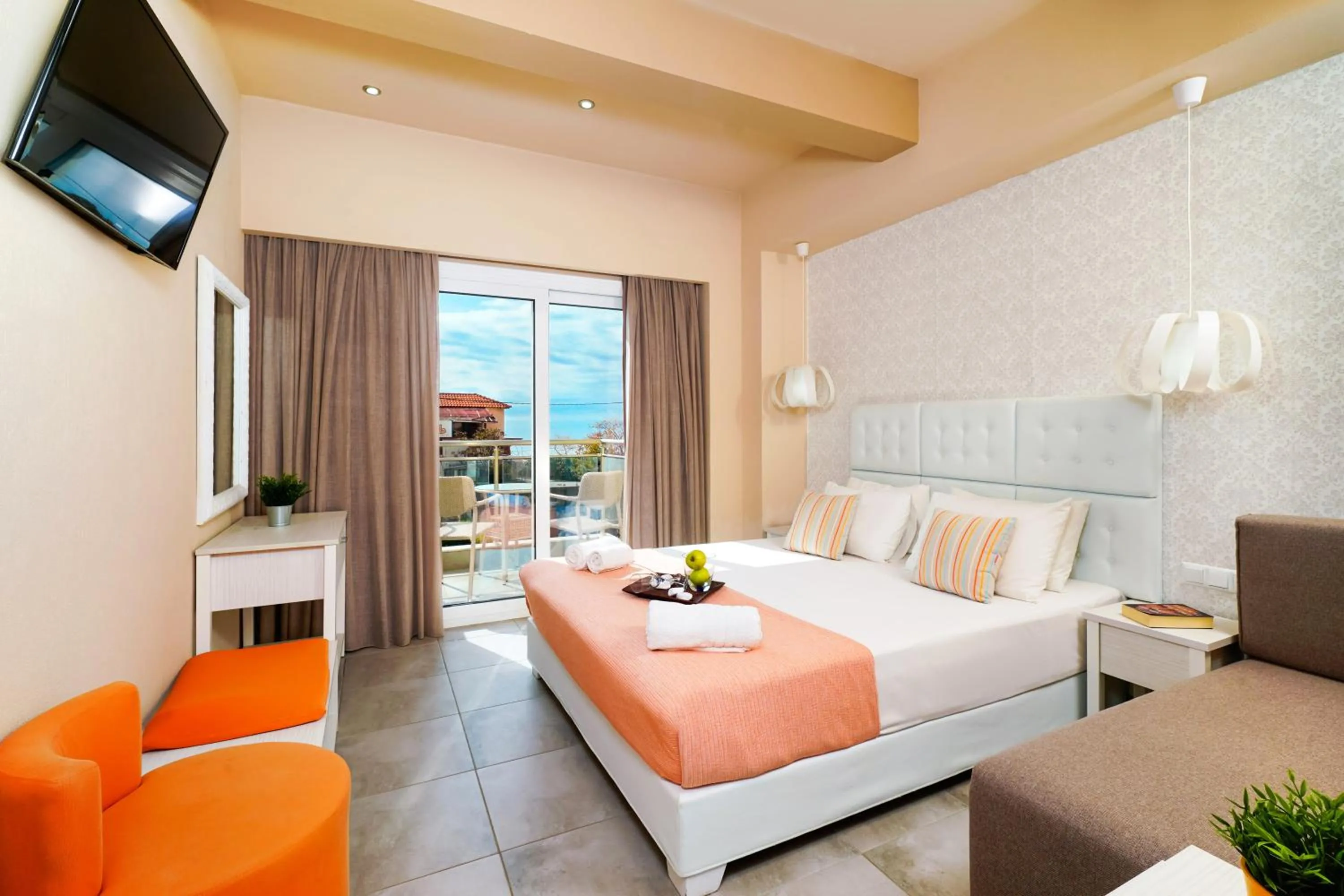 Bed in Lafeyra Hotel