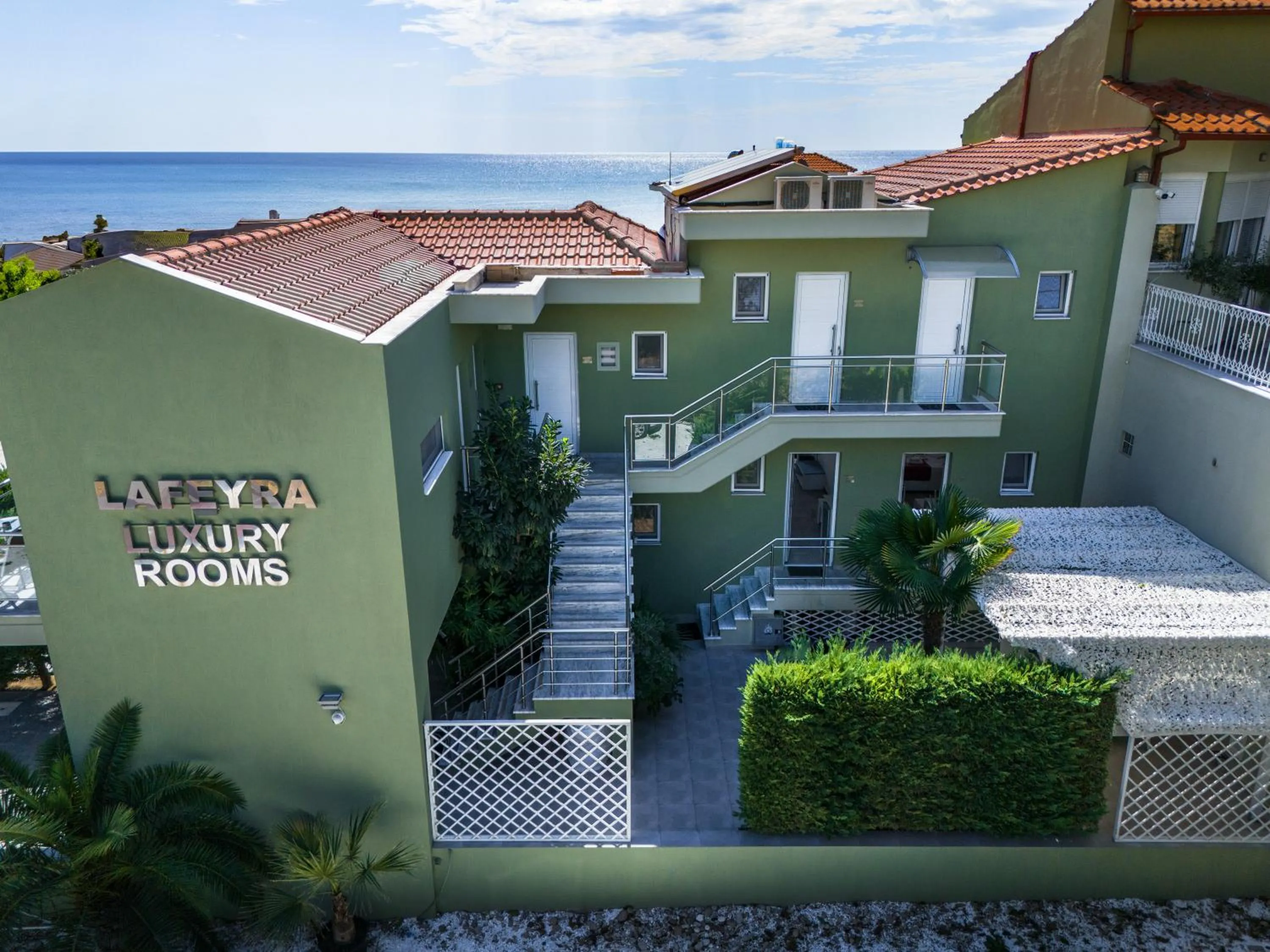 Lafeyra Hotel