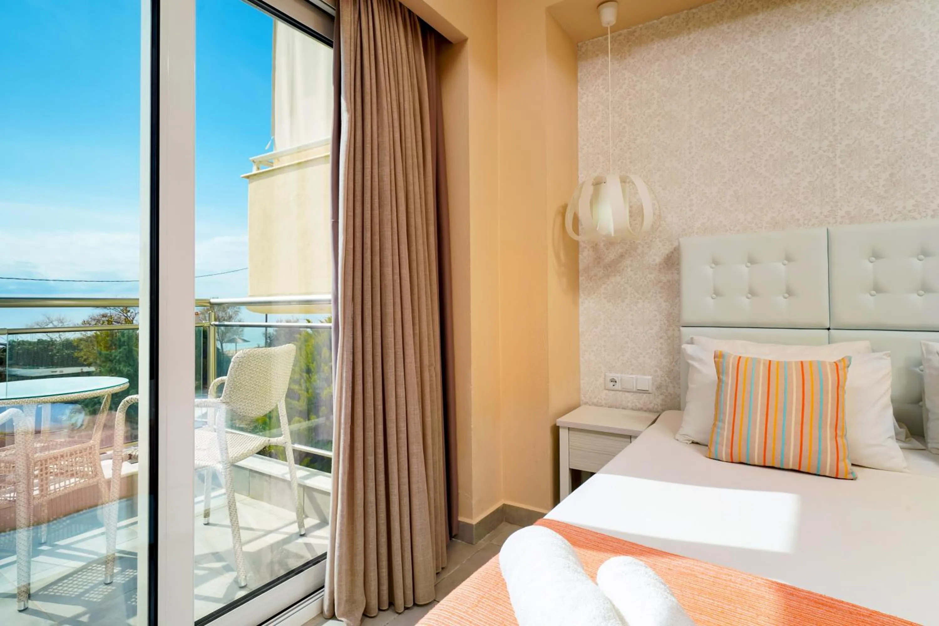 Bed in Lafeyra Hotel