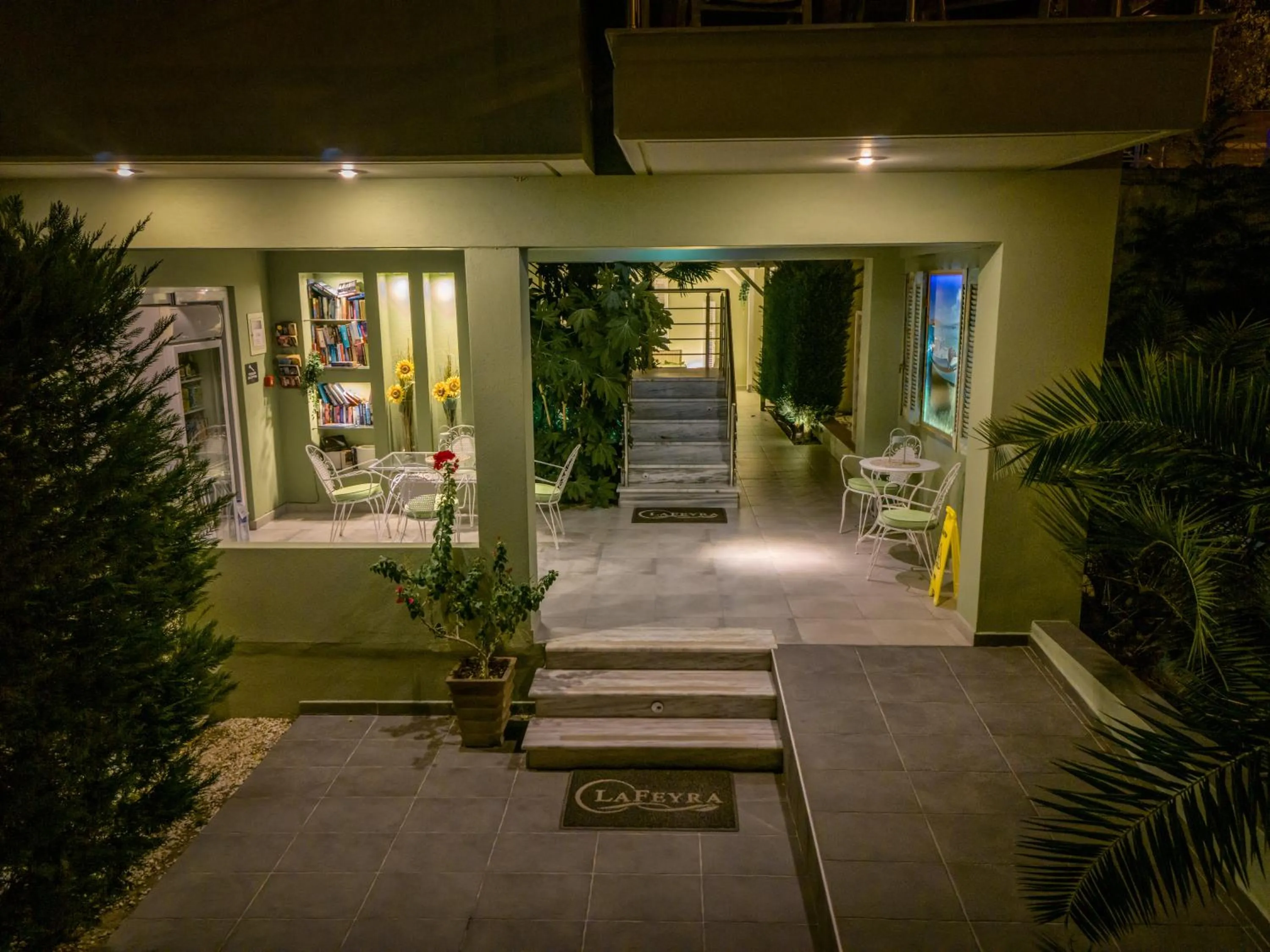 Lafeyra Hotel