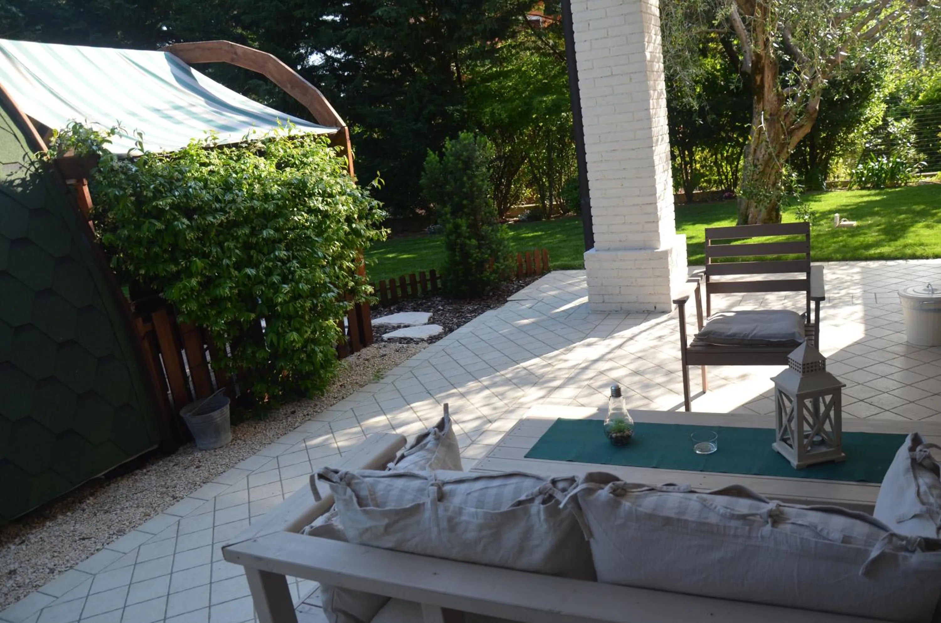 Patio in Asso Bed & Breakfast