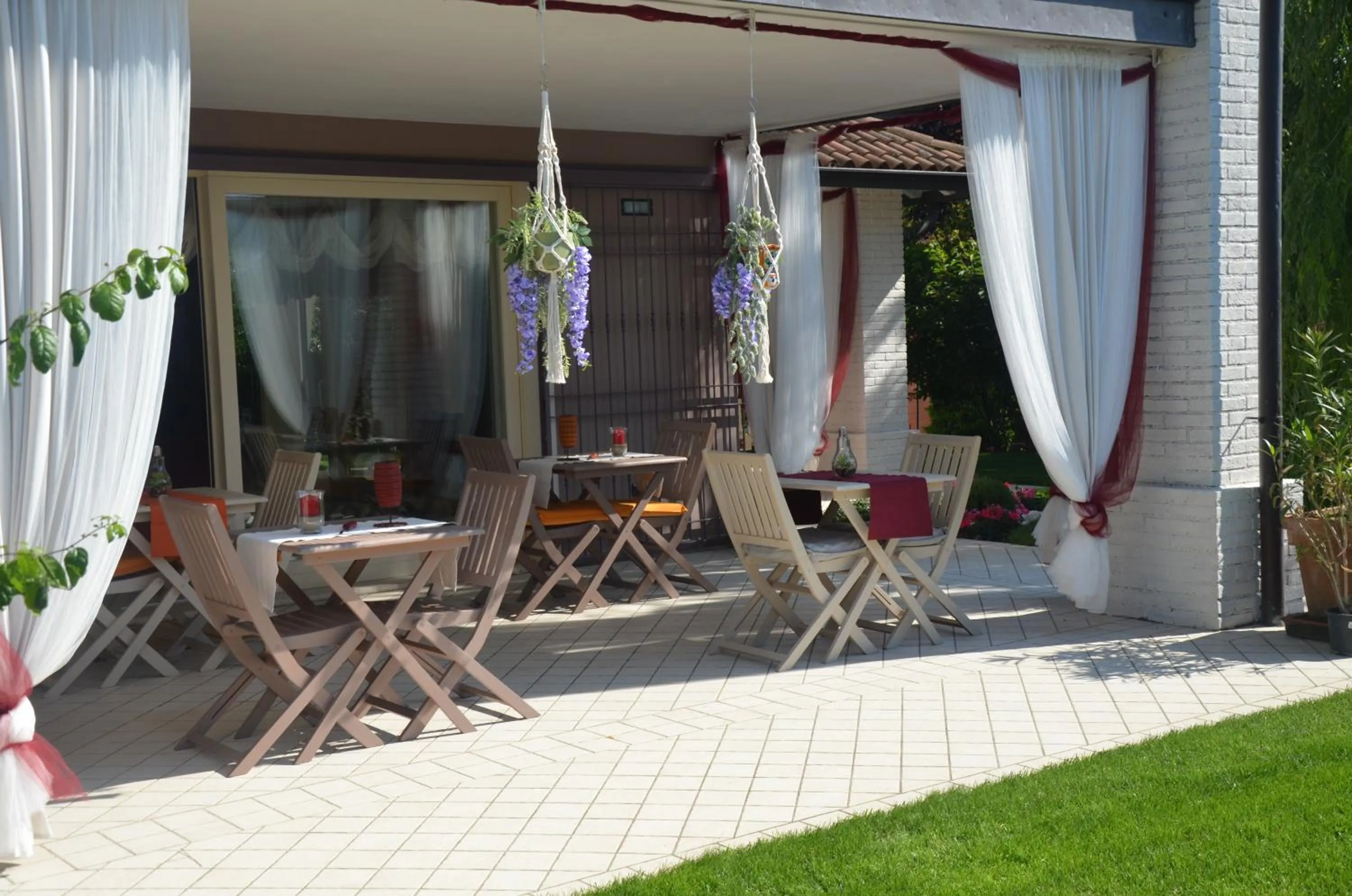 Asso Bed & Breakfast