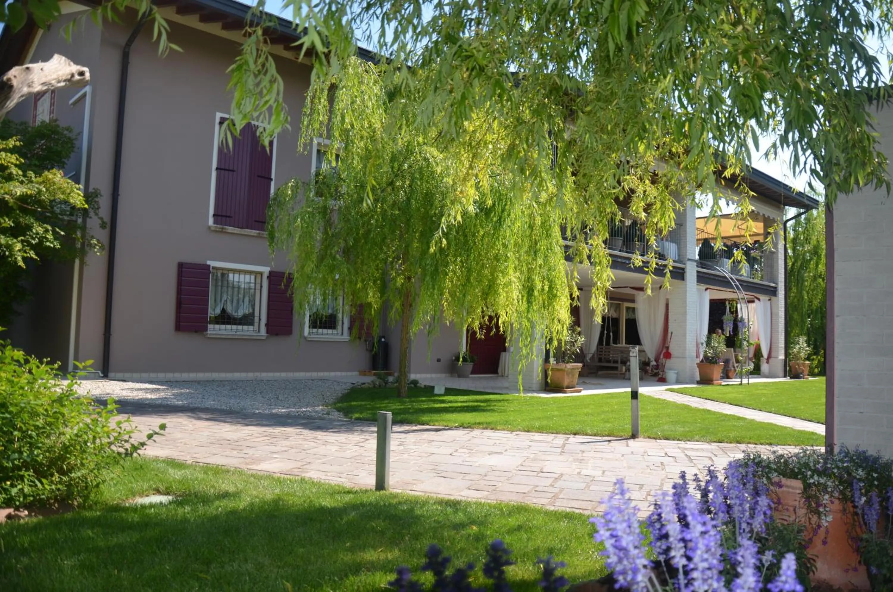 Property building in Asso Bed & Breakfast