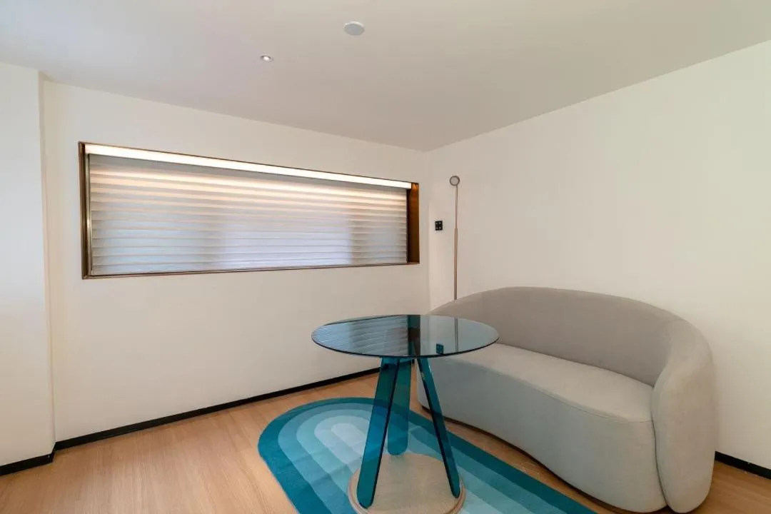 Seating area in Yee Hotel Shamian Guangzhou