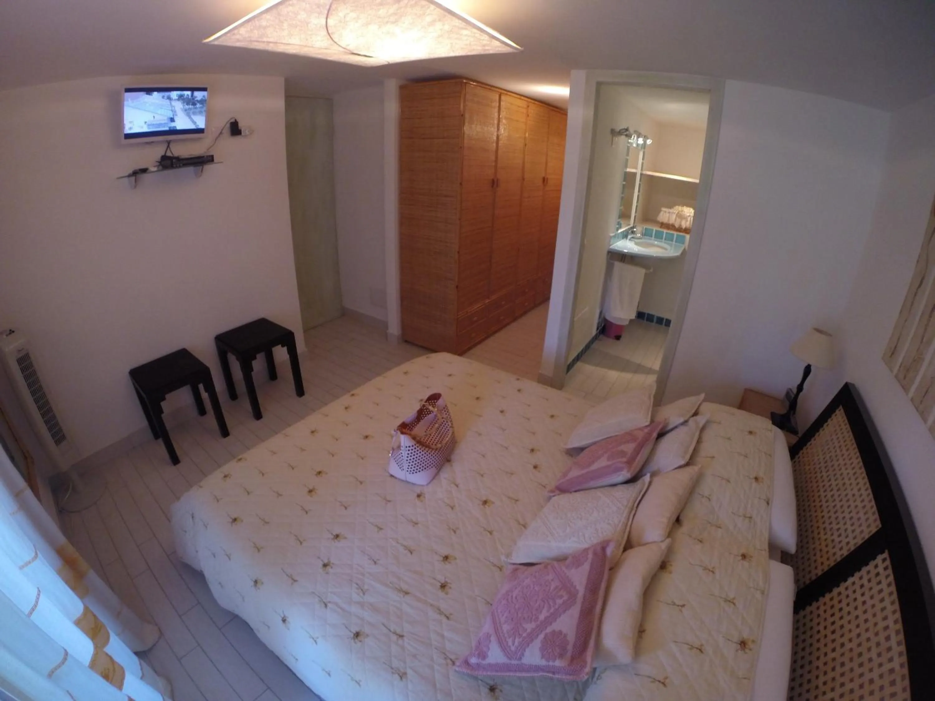 Bedroom in Luxury Apartment Sardegna