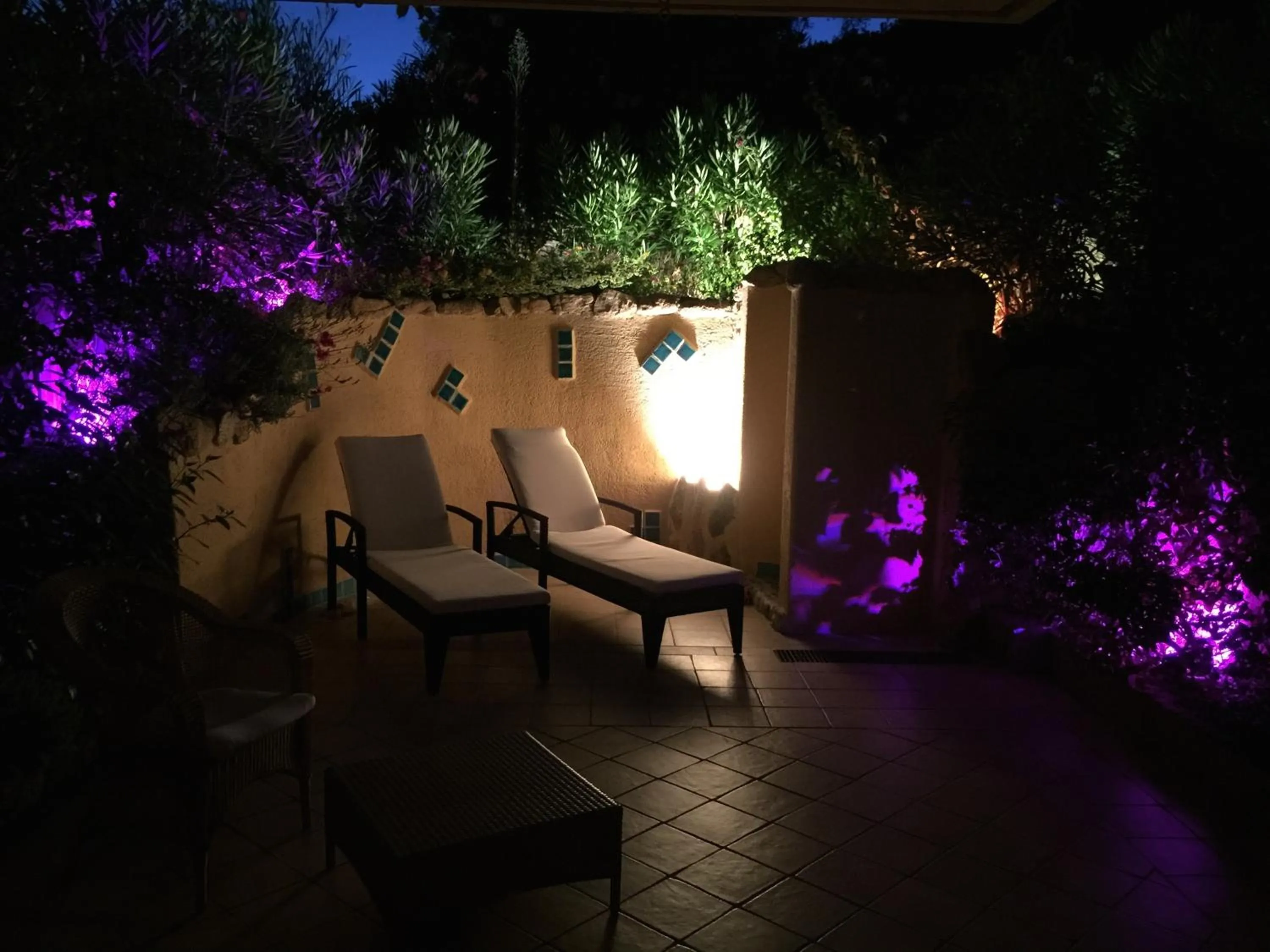 Garden in Luxury Apartment Sardegna