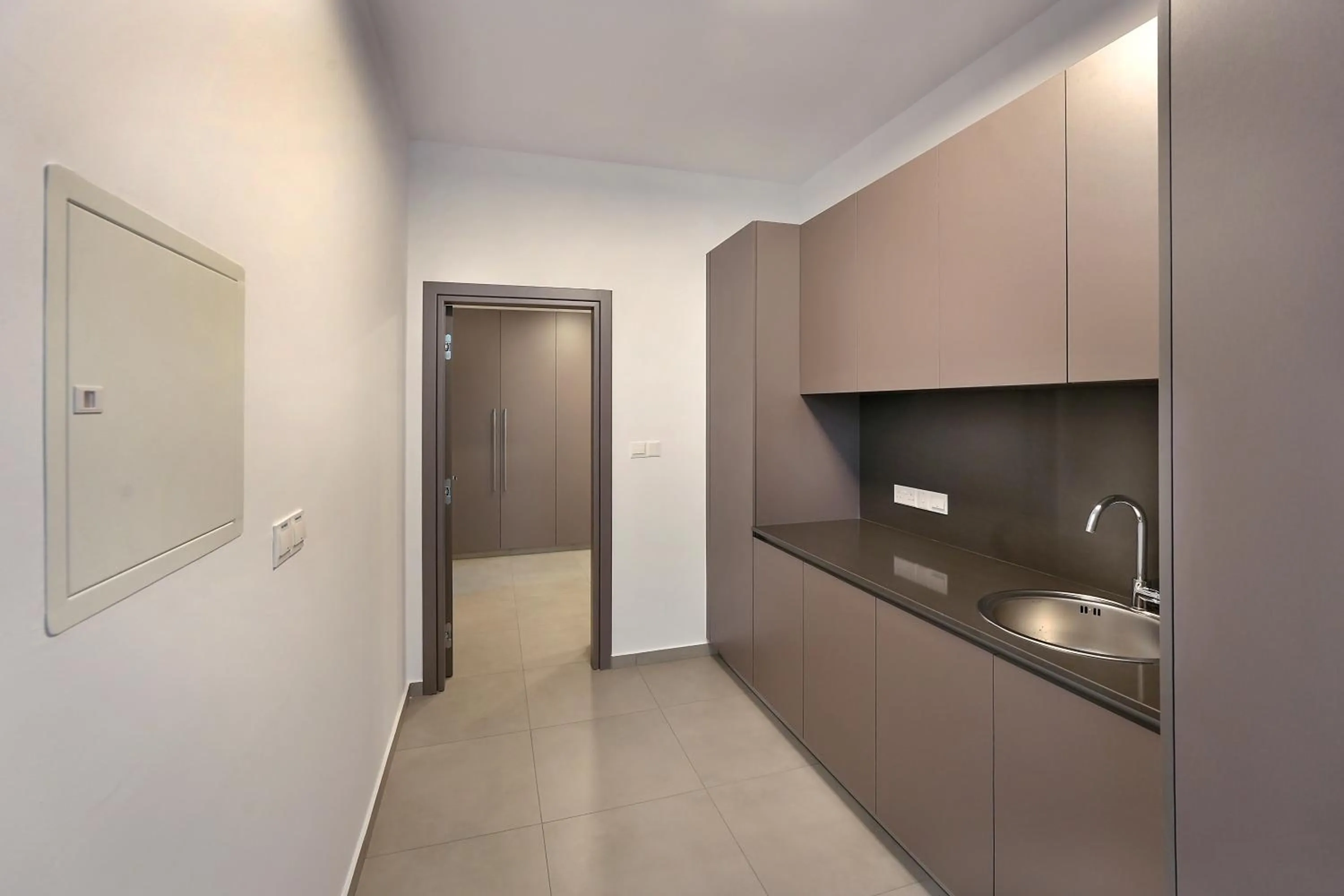 Kitchen or kitchenette in Sun and Moon Luxury Villas Ayia Napa