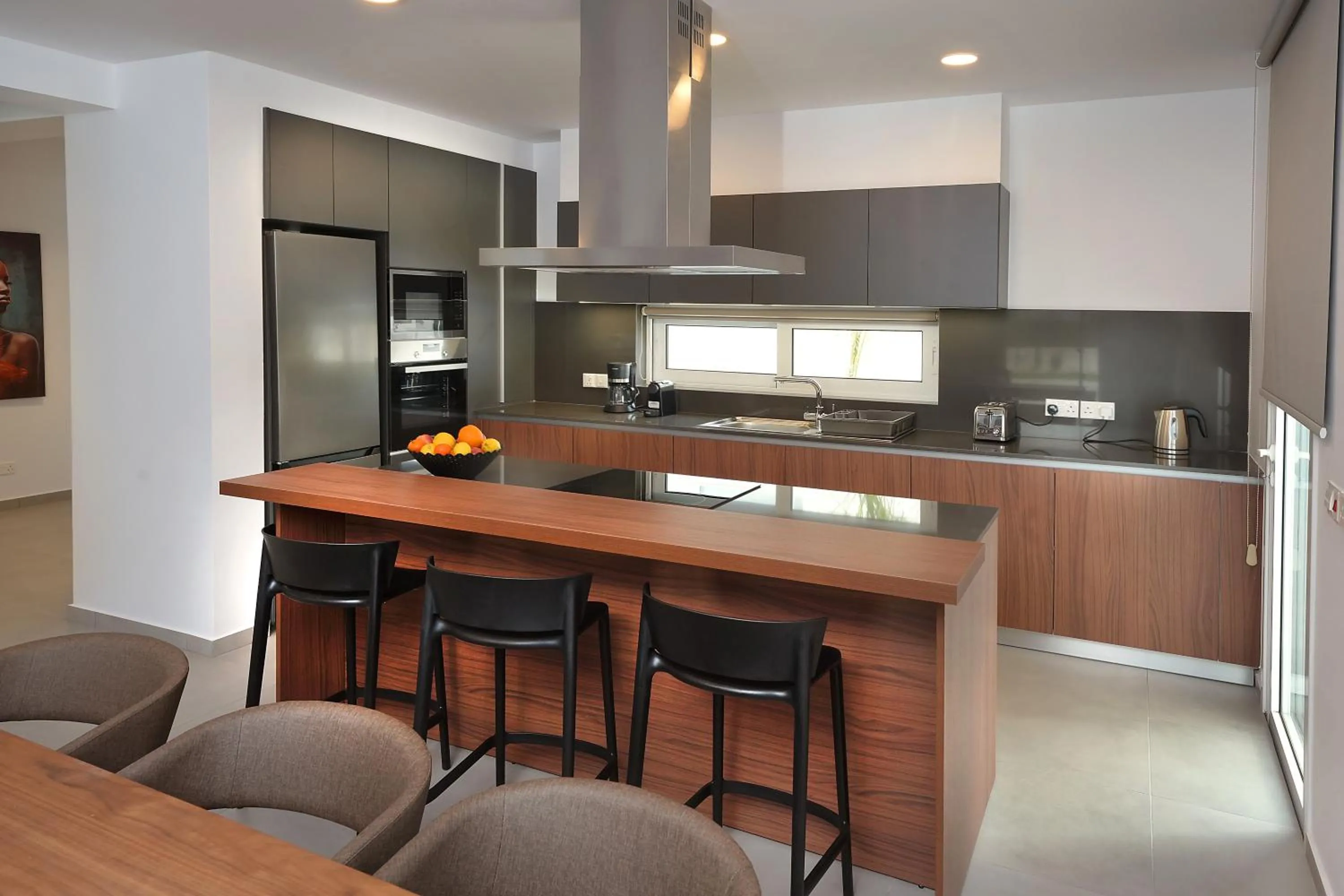 Kitchen or kitchenette in Sun and Moon Luxury Villas Ayia Napa