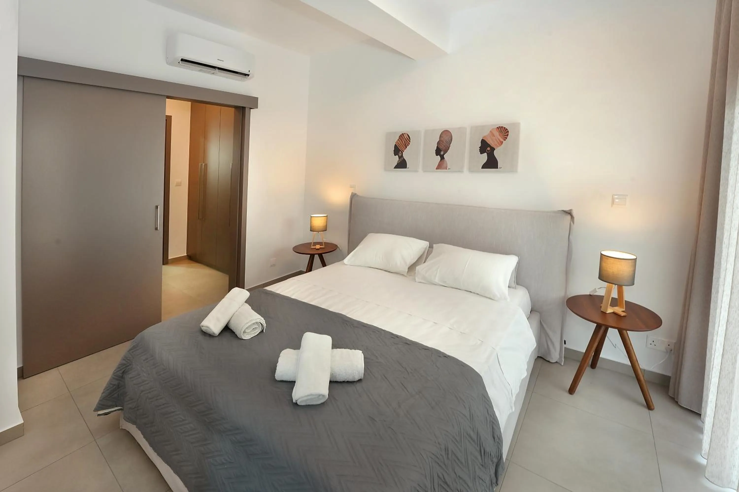 Bed in Sun and Moon Luxury Villas Ayia Napa