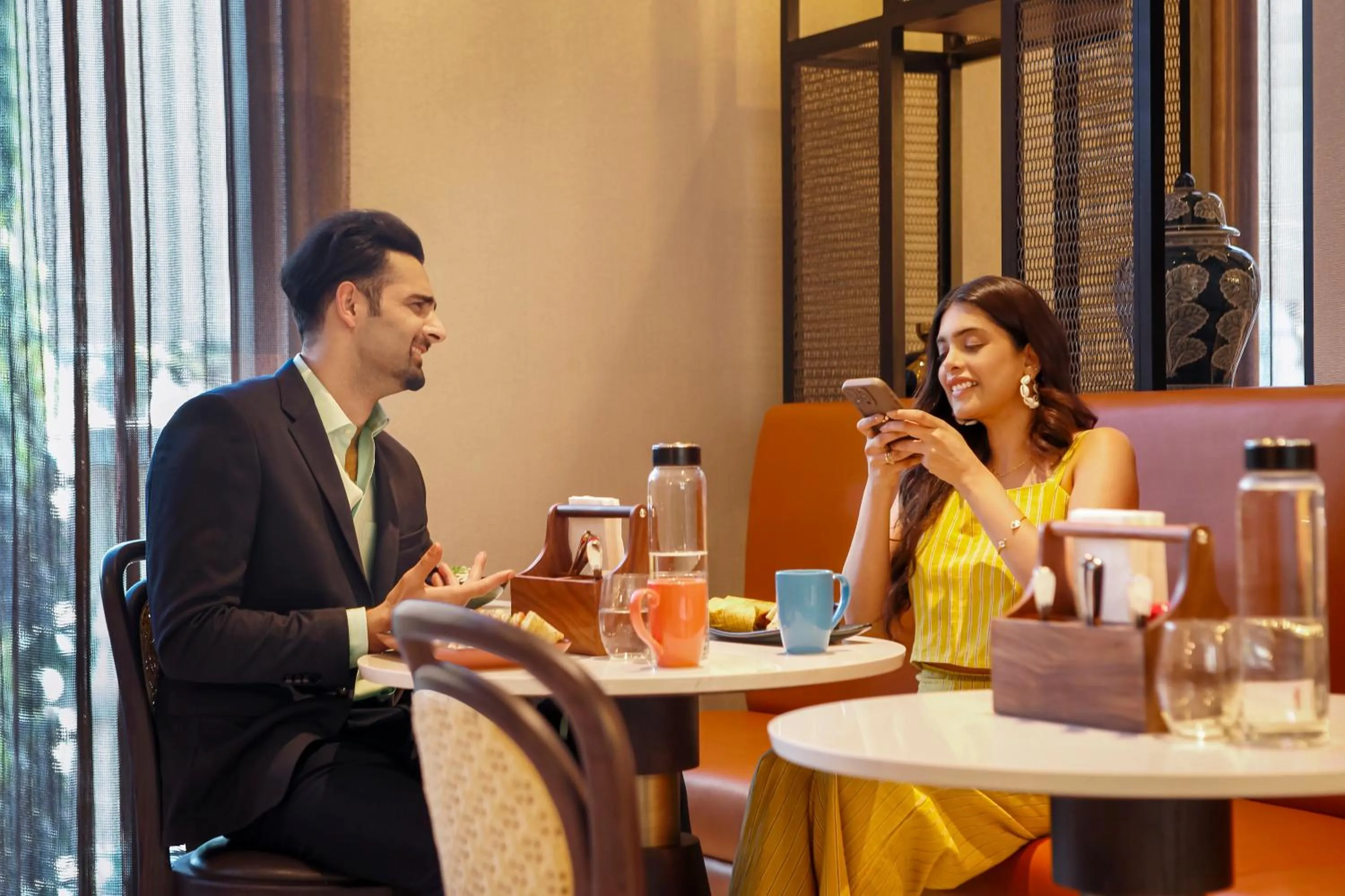 Restaurant/places to eat in ibis Mumbai BKC