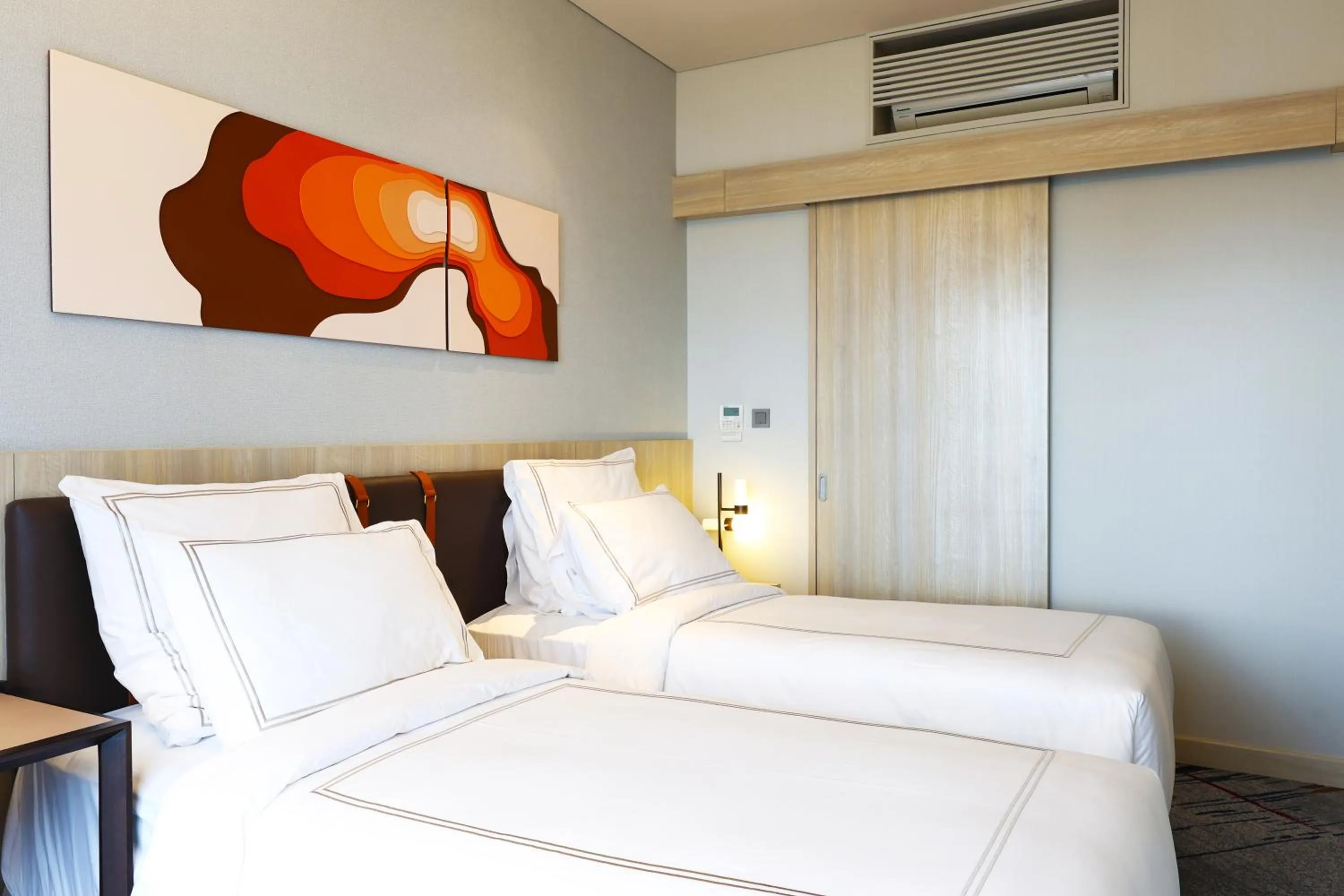 Bedroom, Bed in Swissôtel Living Jakarta Mega Kuningan