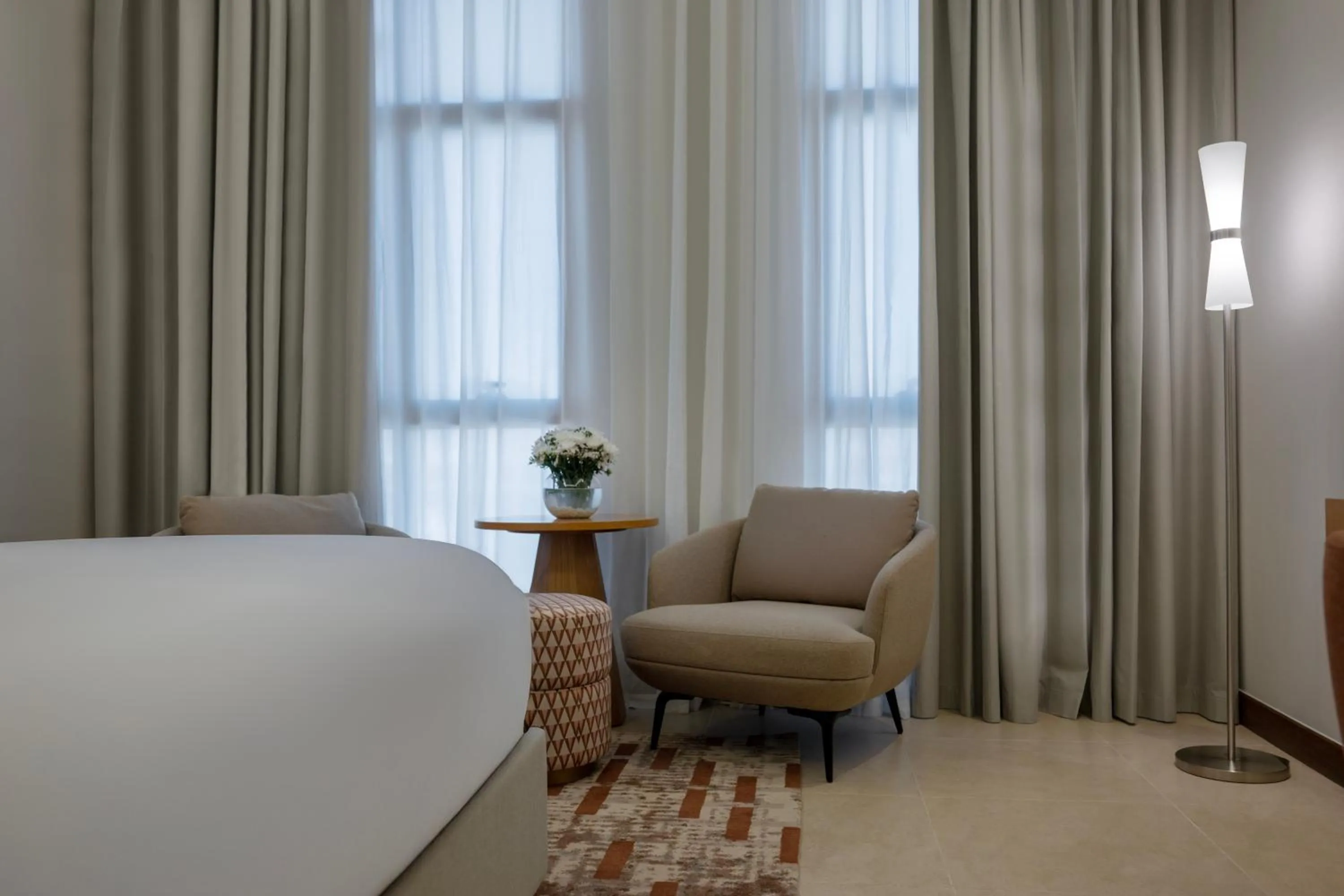 Bedroom, Bed in Mercure Hotel Khamis Mushait by Accor