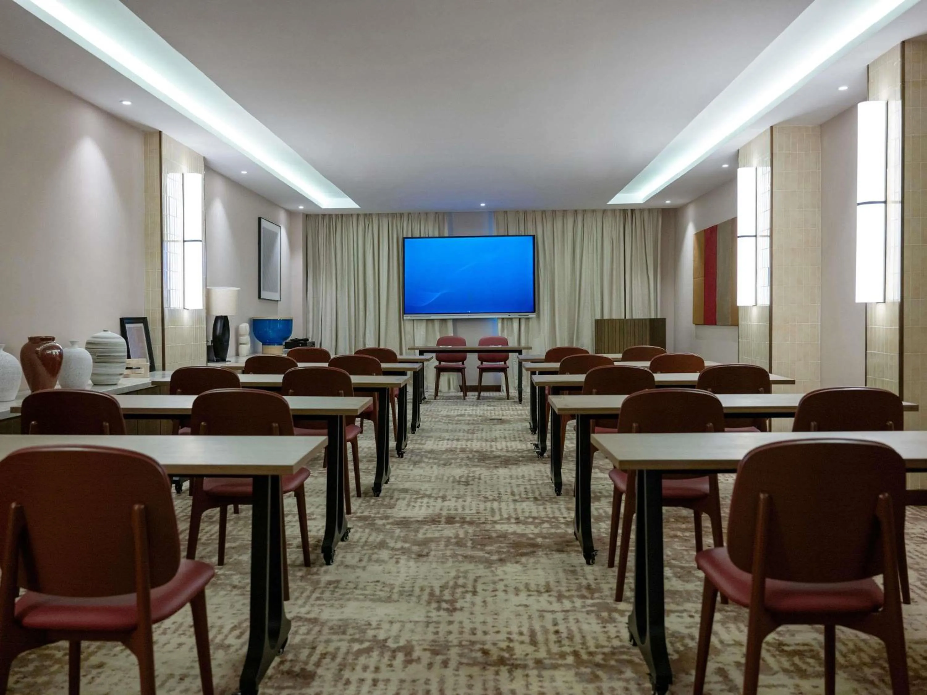 Meeting/conference room in Mercure Hotel Khamis Mushait by Accor