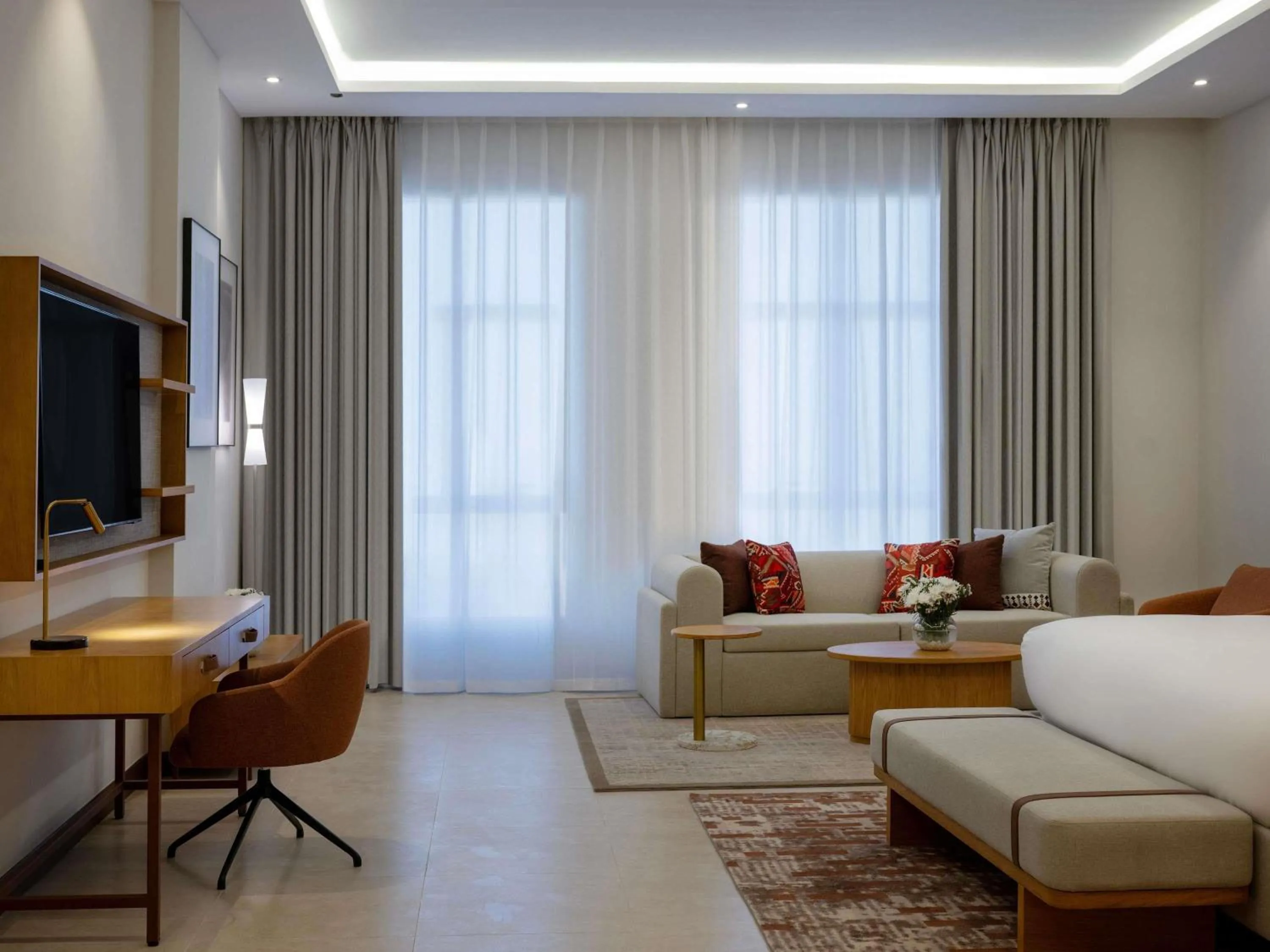 Bedroom, Bed in Mercure Hotel Khamis Mushait by Accor