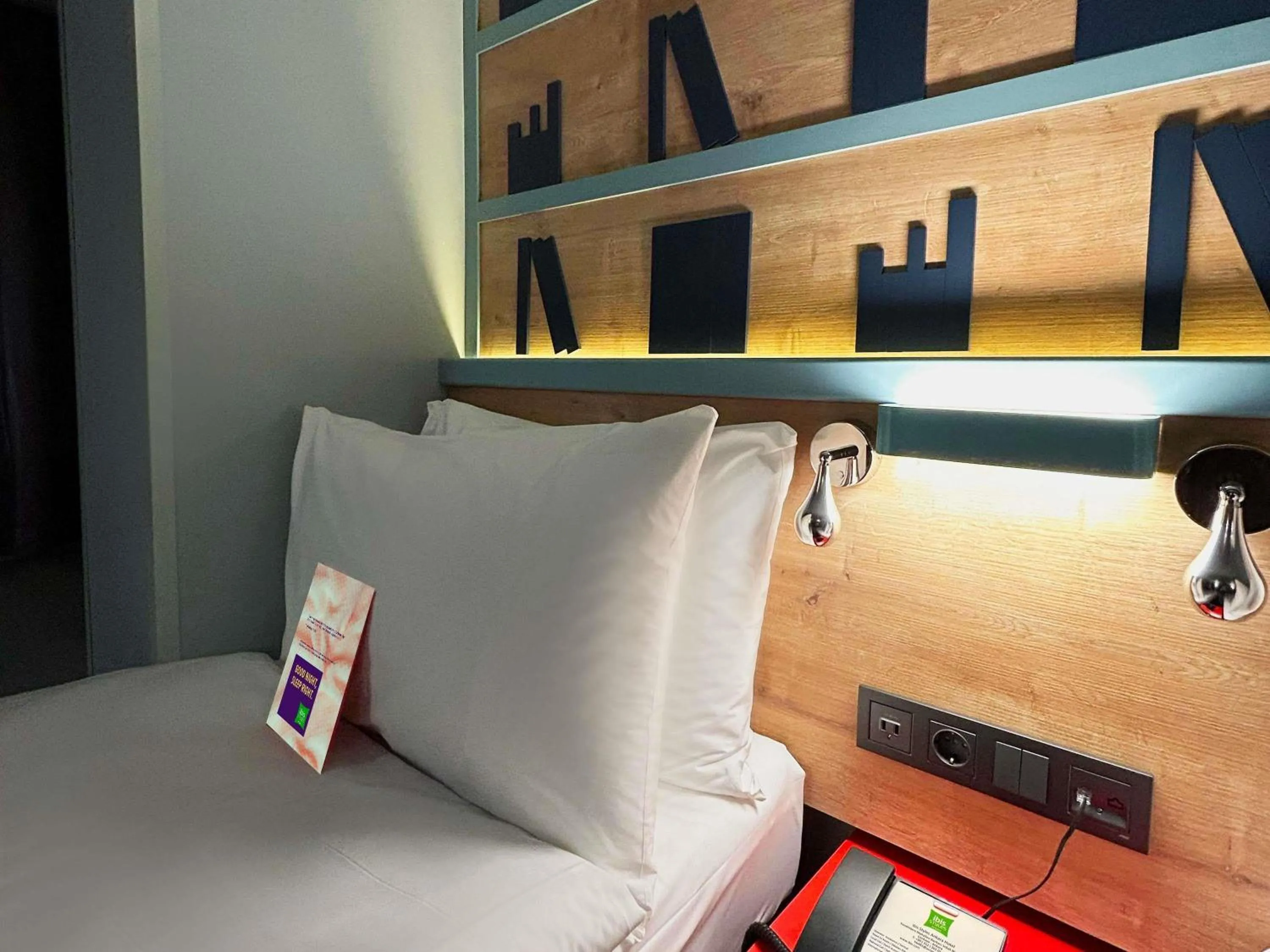 Bedroom in ibis Styles Ankara