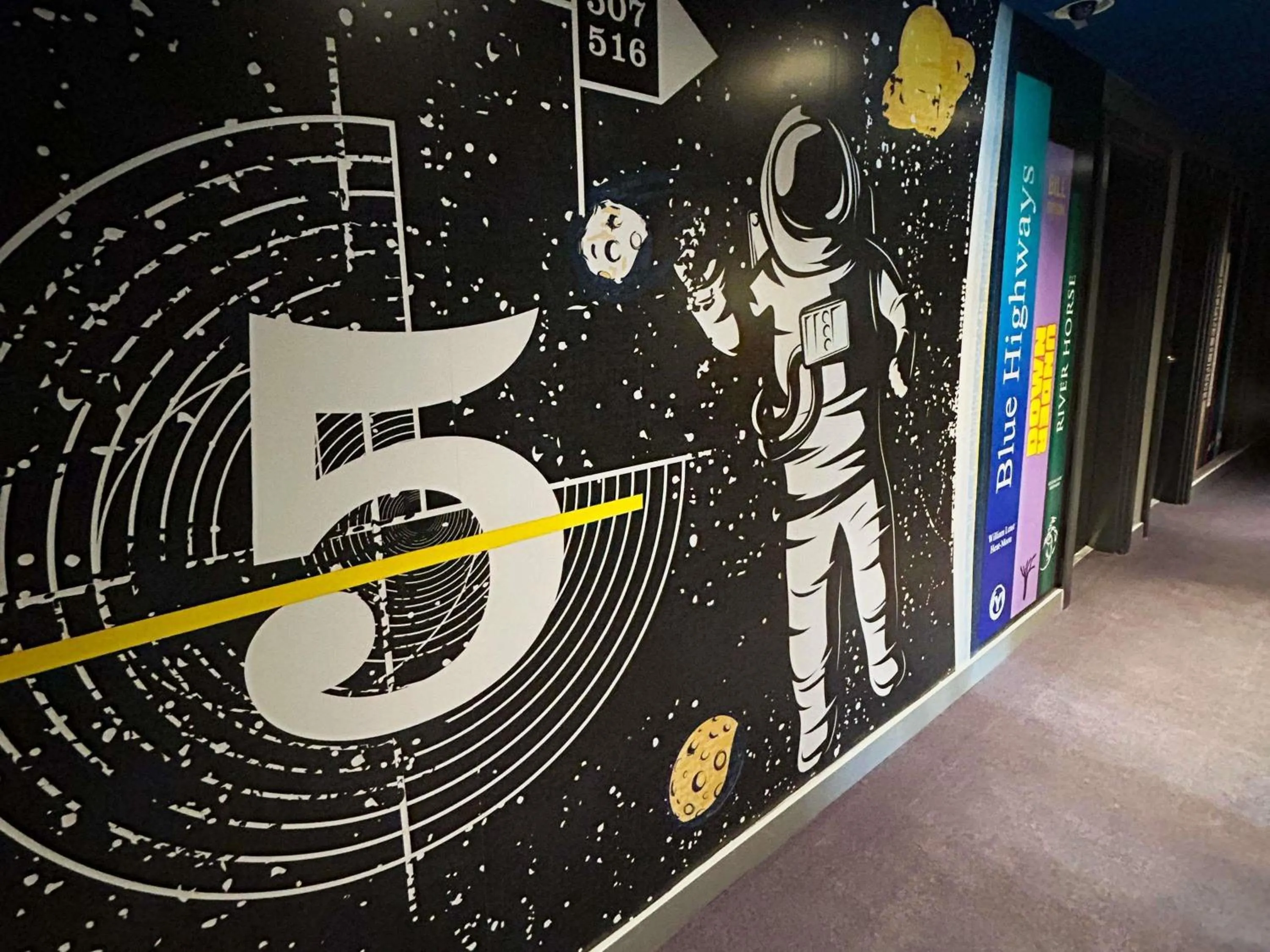 Bedroom in ibis Styles Ankara