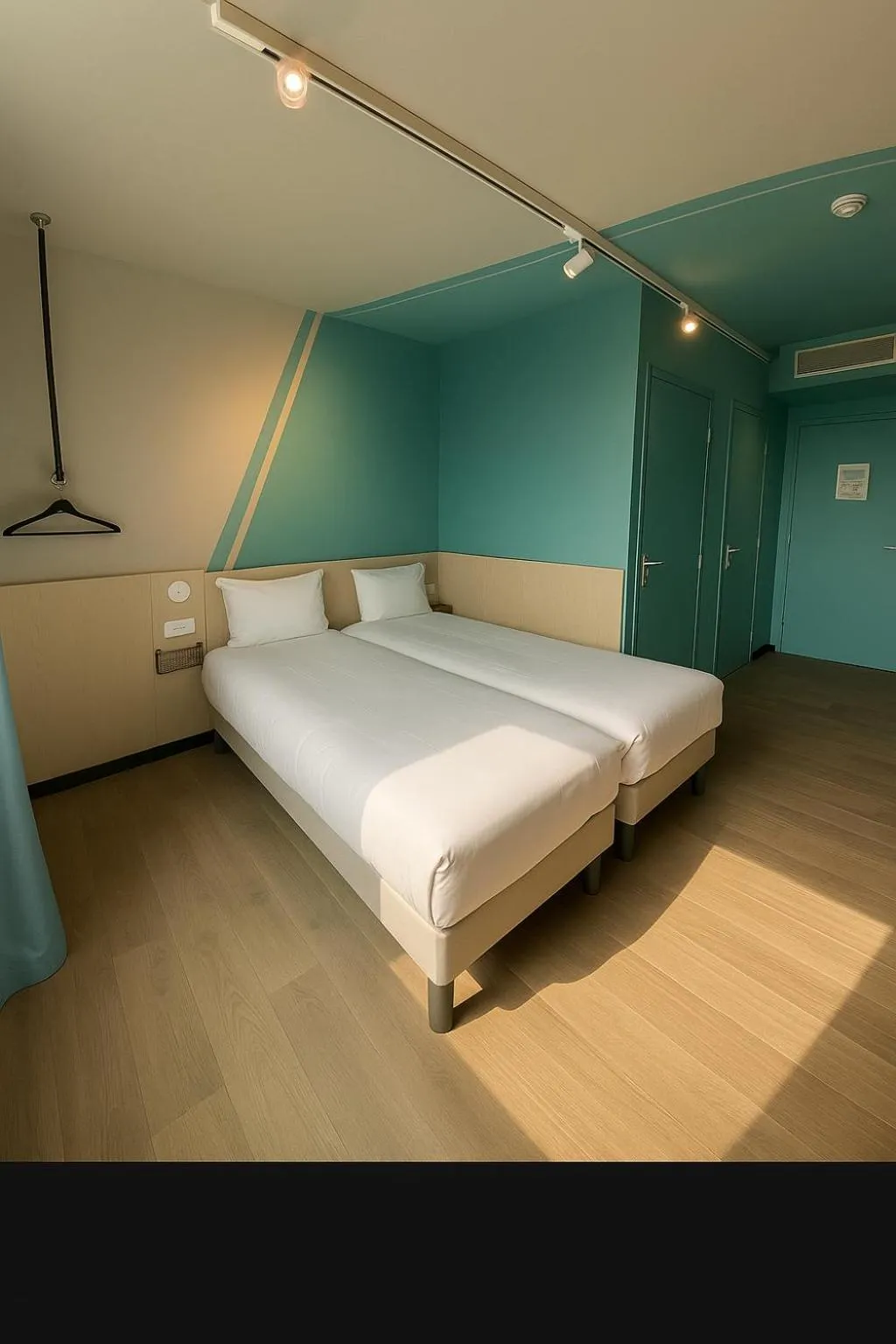 Bedroom, Bed in ibis budget Auxerre Nord