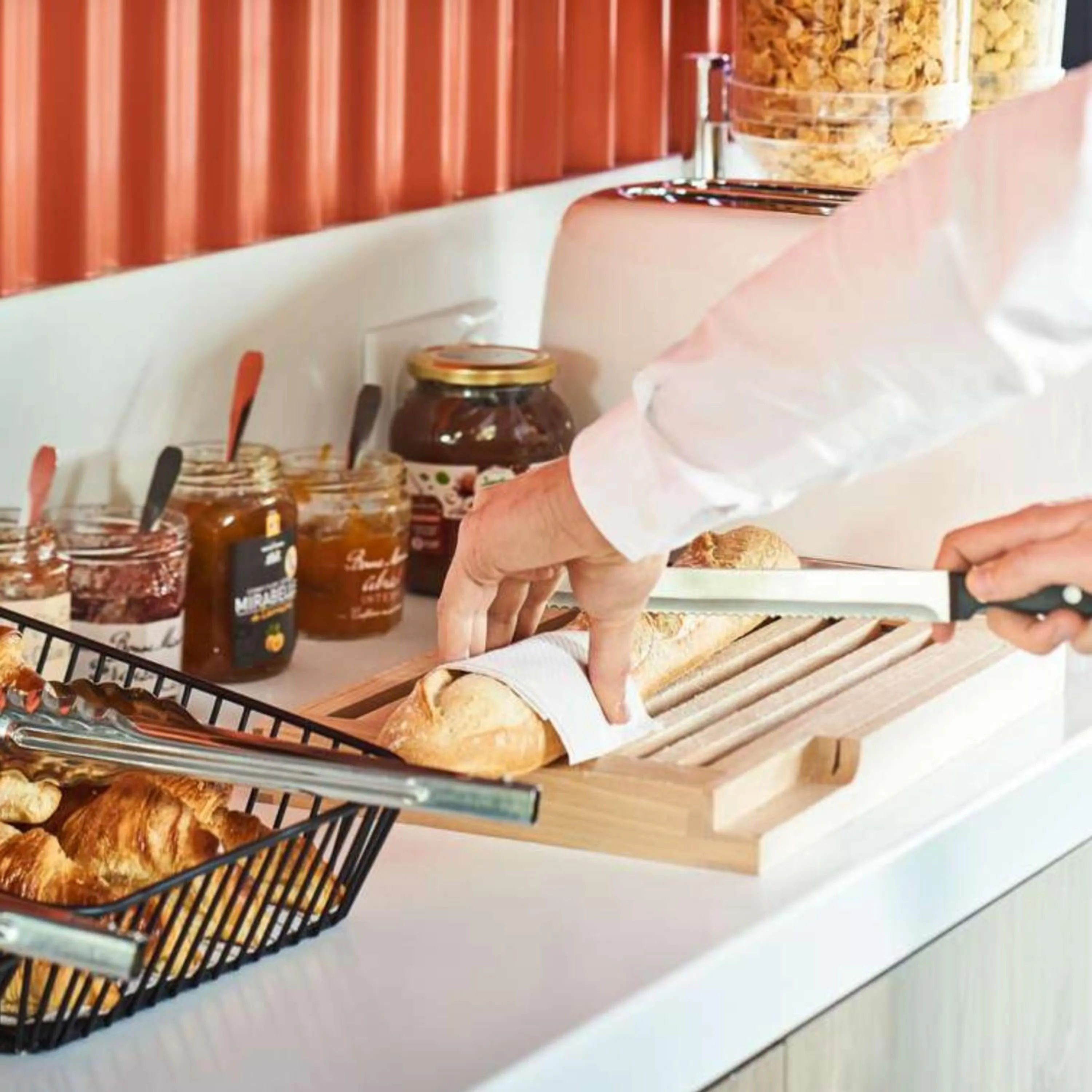 Buffet breakfast in ibis budget Auxerre Nord