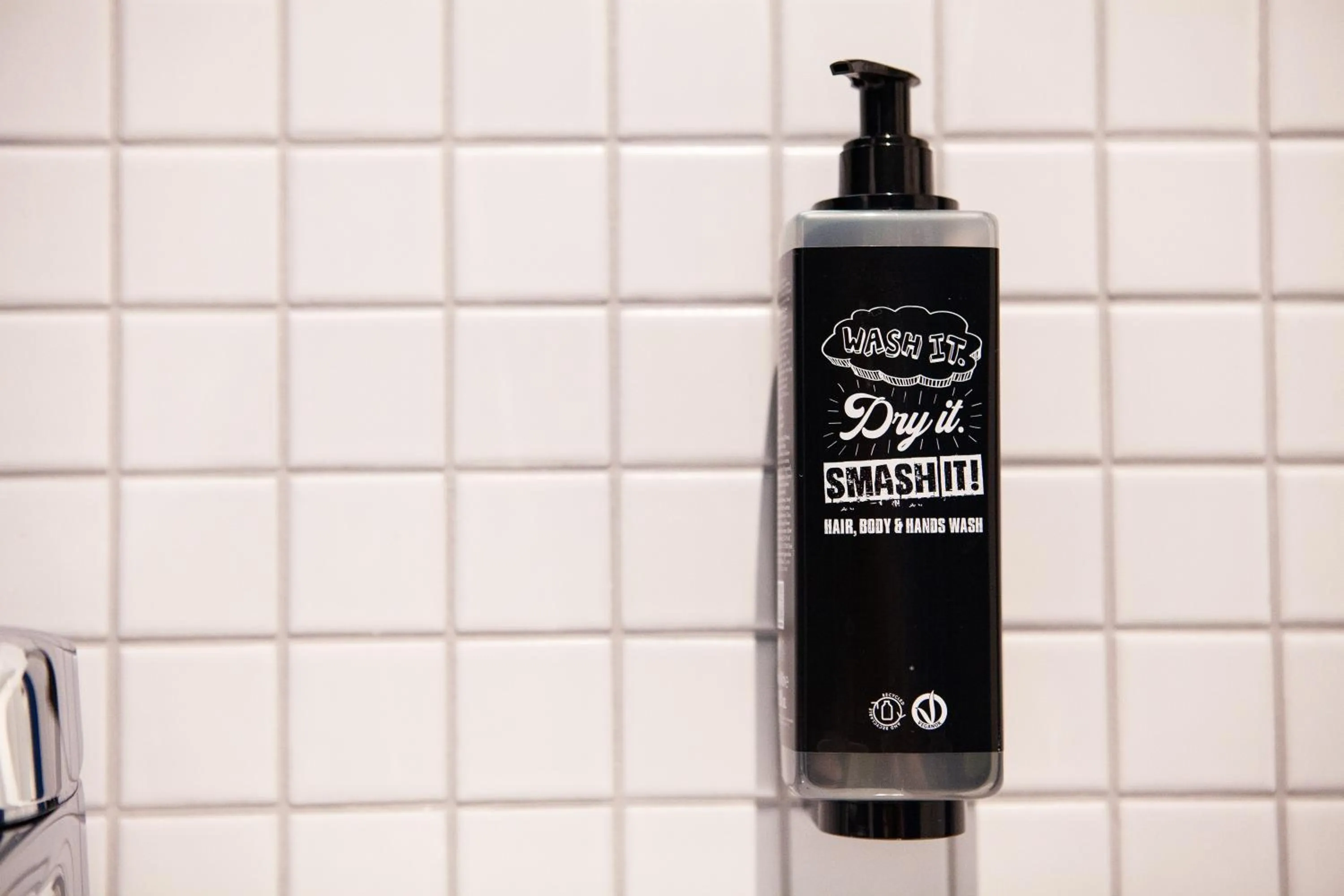 Bathroom in ibis budget Hotel Berlin Airport