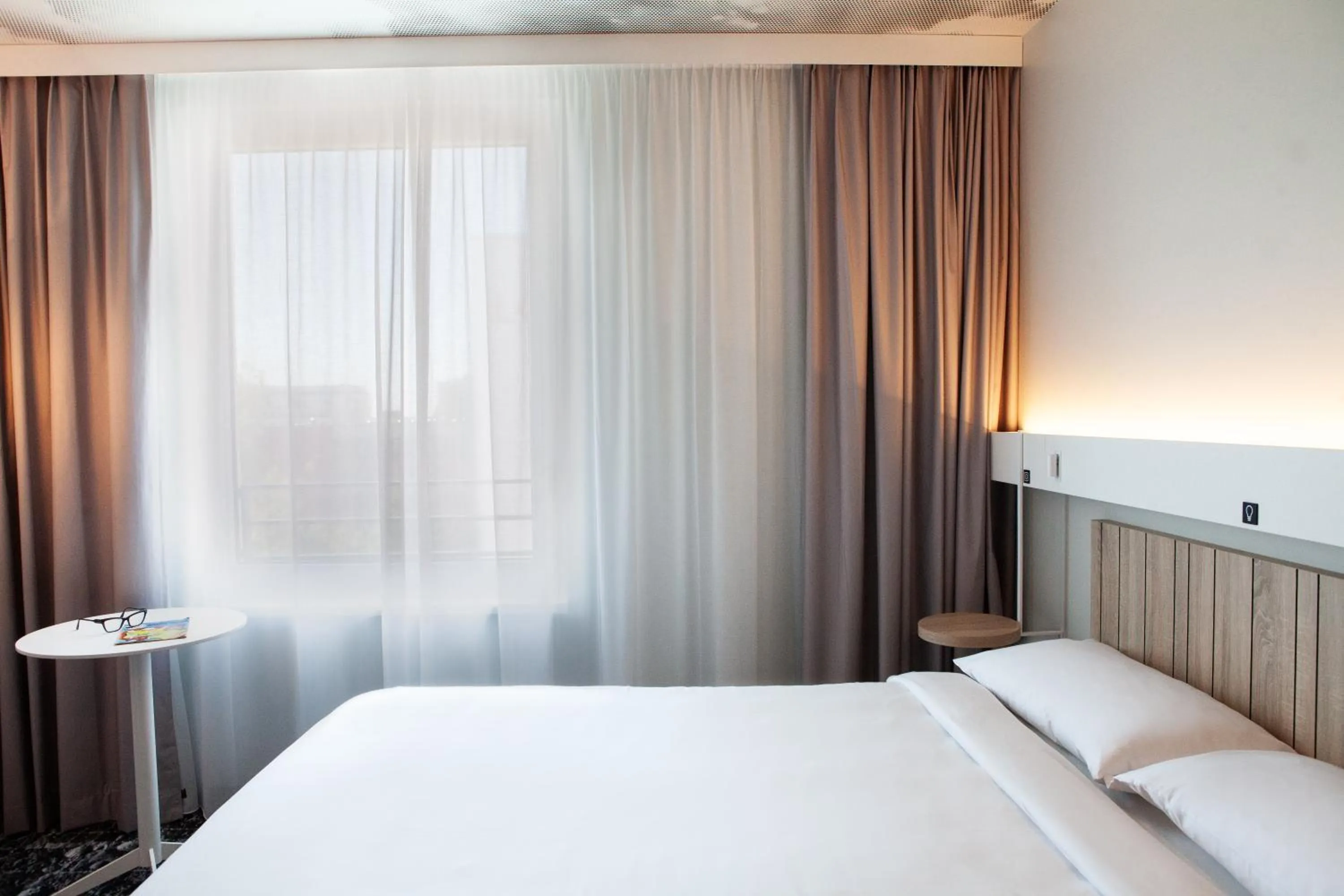 Bed in ibis Hotel Berlin Airport
