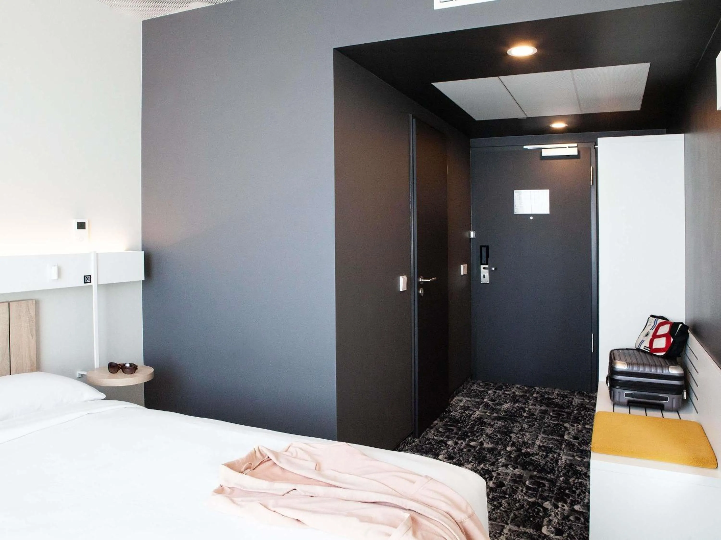 Bedroom, Bed in ibis Hotel Berlin Airport