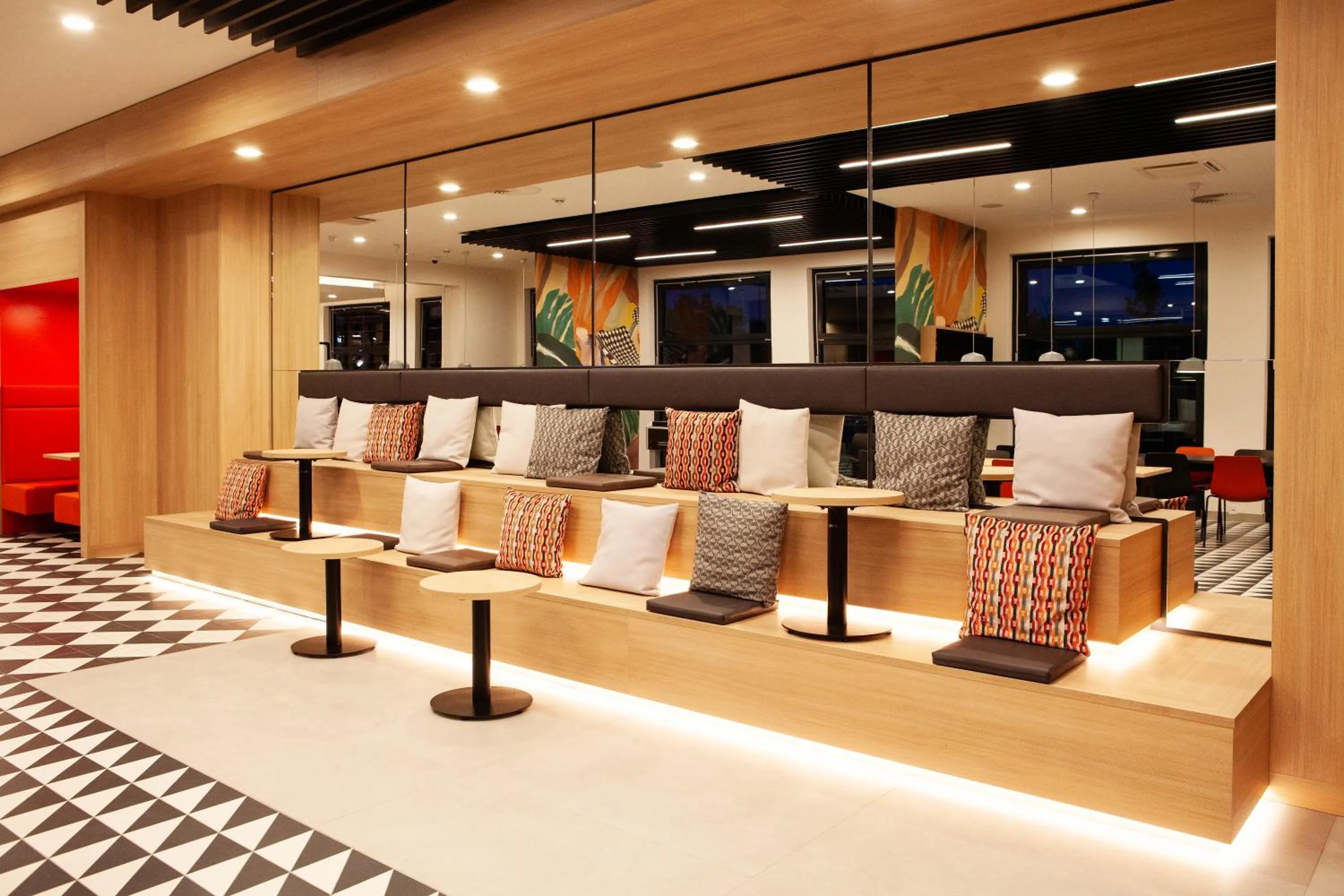 Lobby or reception in ibis Hotel Berlin Airport