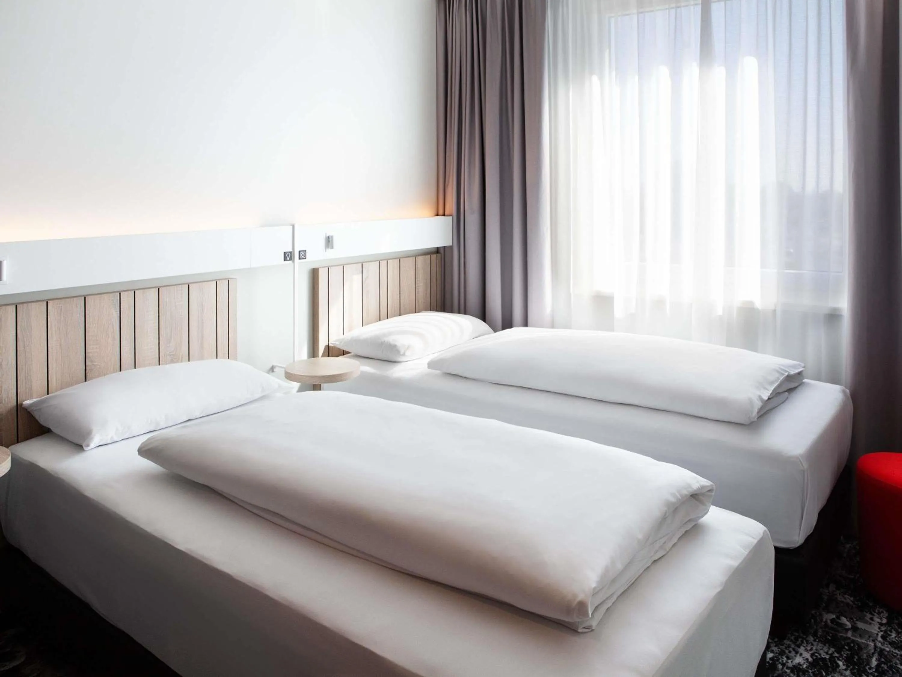 Standard Twin Room - single occupancy in ibis Hotel Berlin Airport