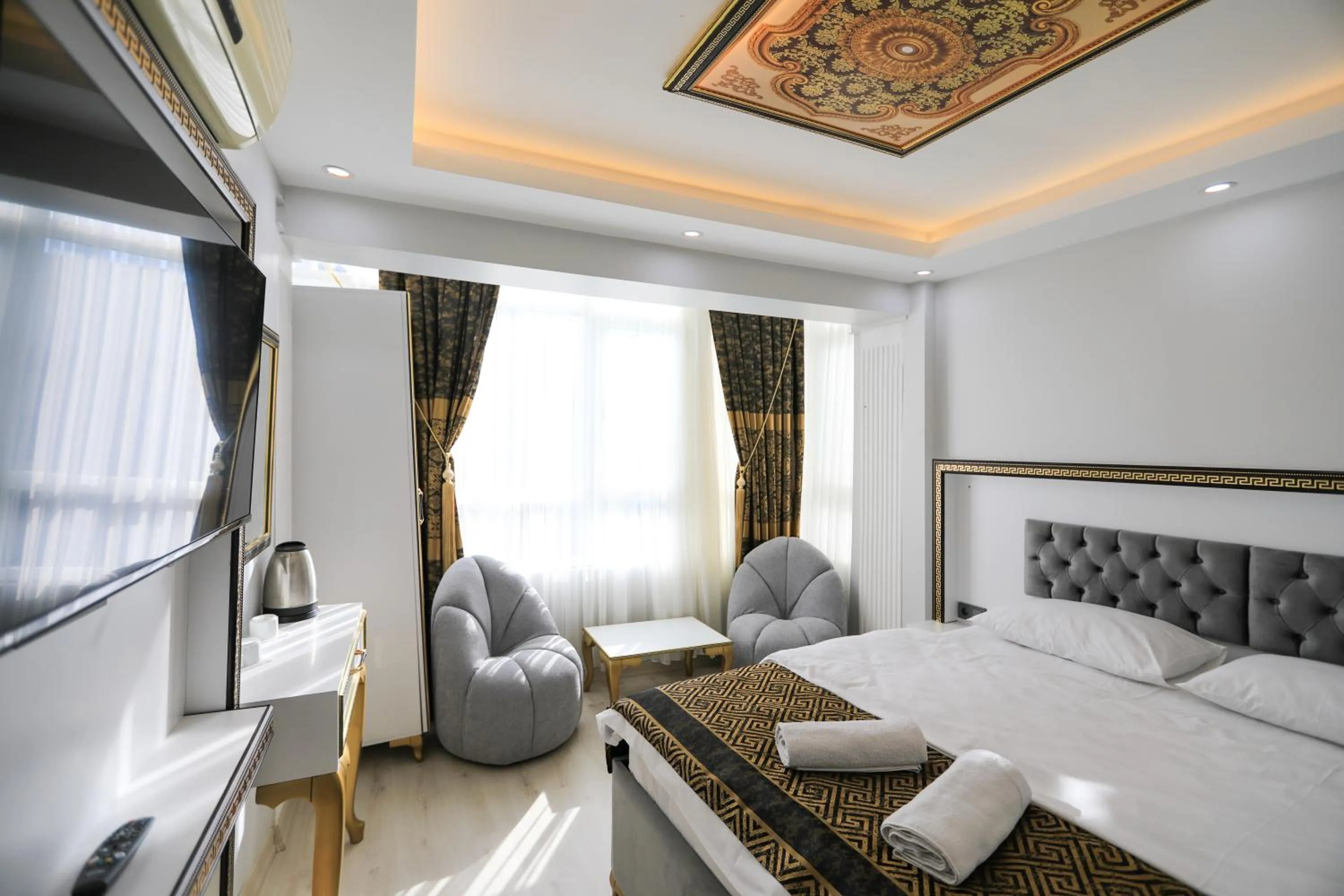 Photo of the whole room, Bed in Istanbul Hotel&Guesthouse