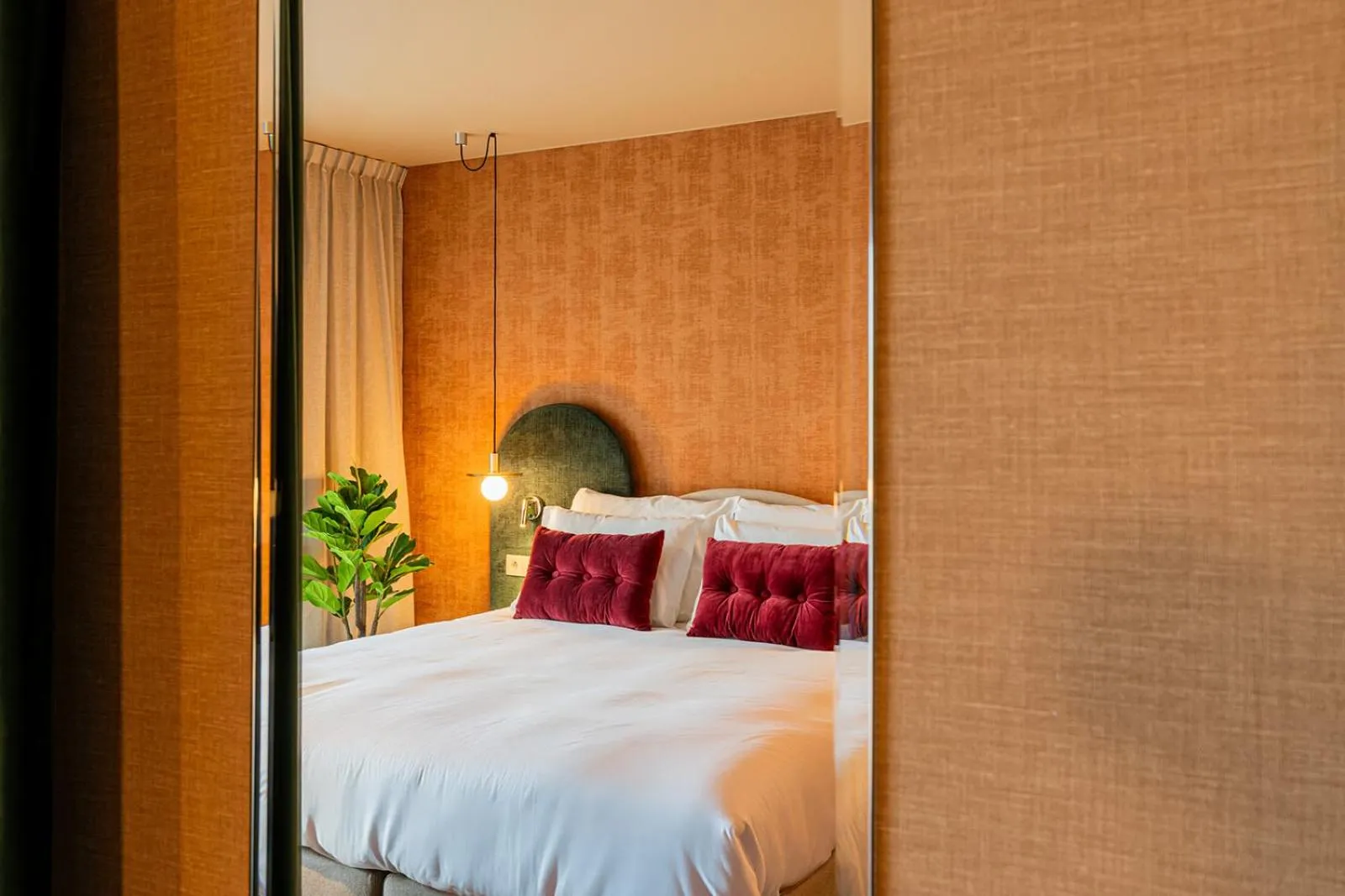 Bed in The Ostendian