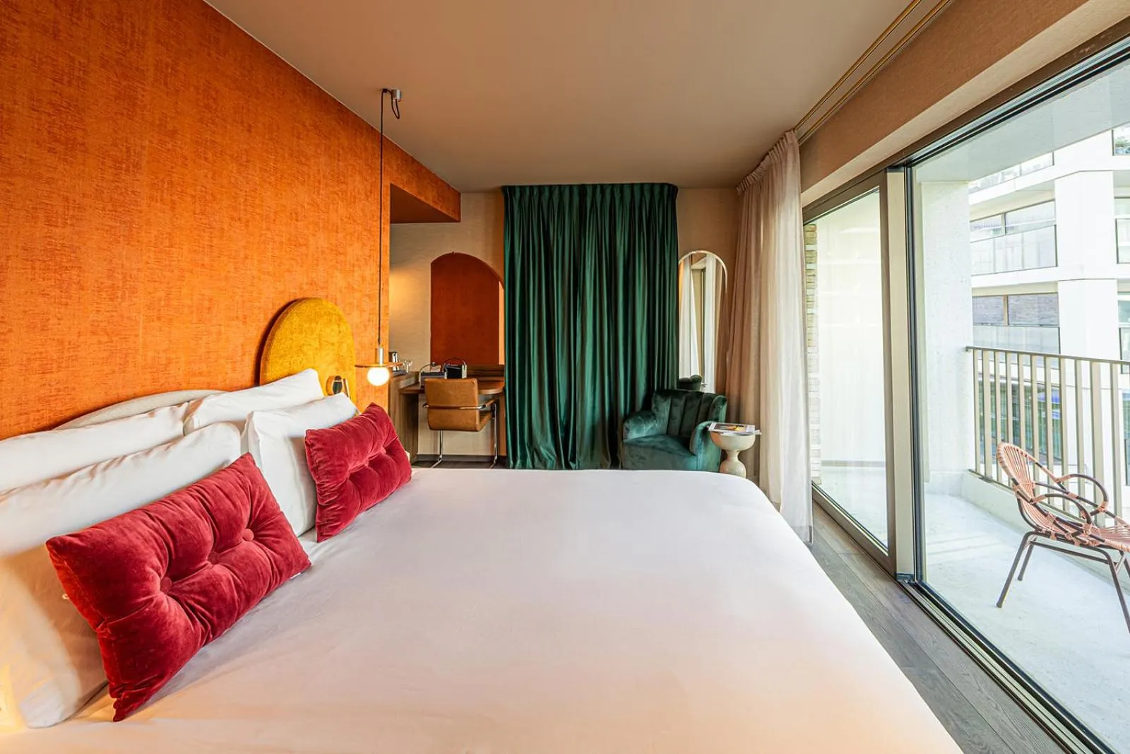 Bed in The Ostendian