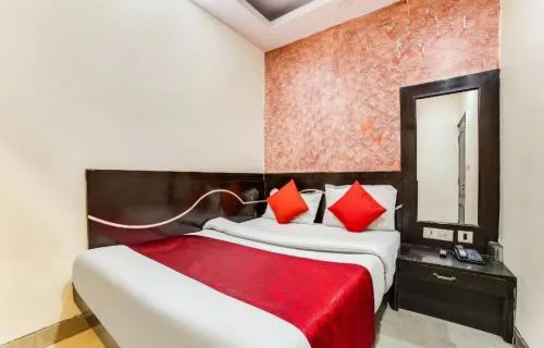 Hotel Geetanjali Inn