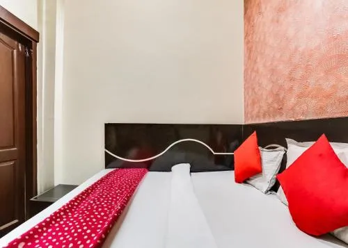 Hotel Geetanjali Inn