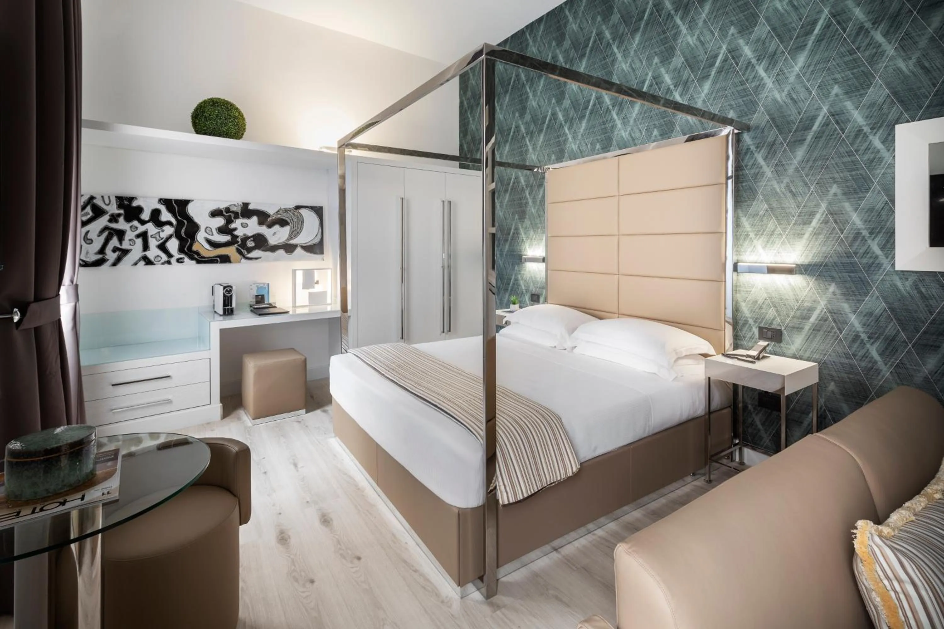 Bedroom, Bed in LHP River Club