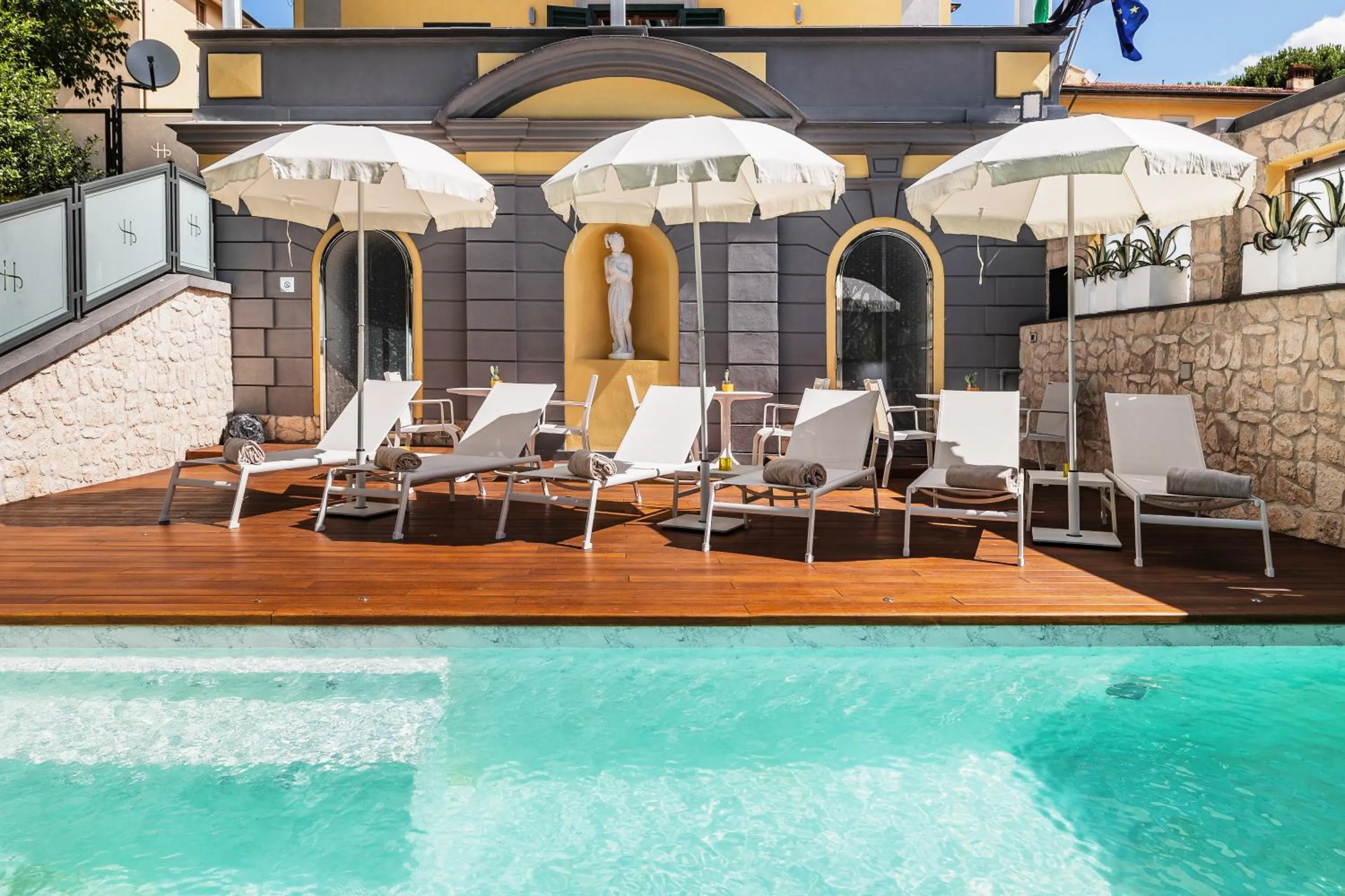 Swimming pool in LHP River Club