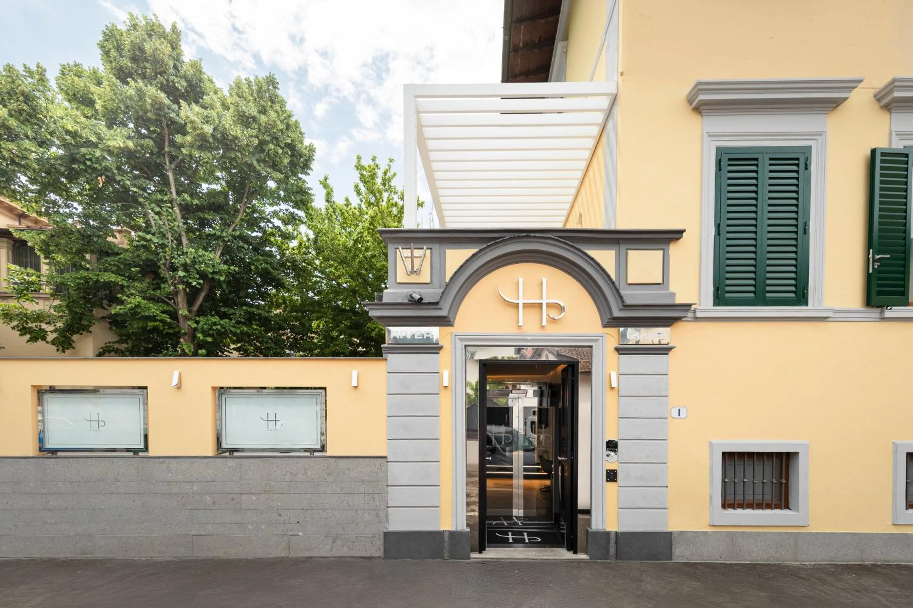 Property building in LHP River Club