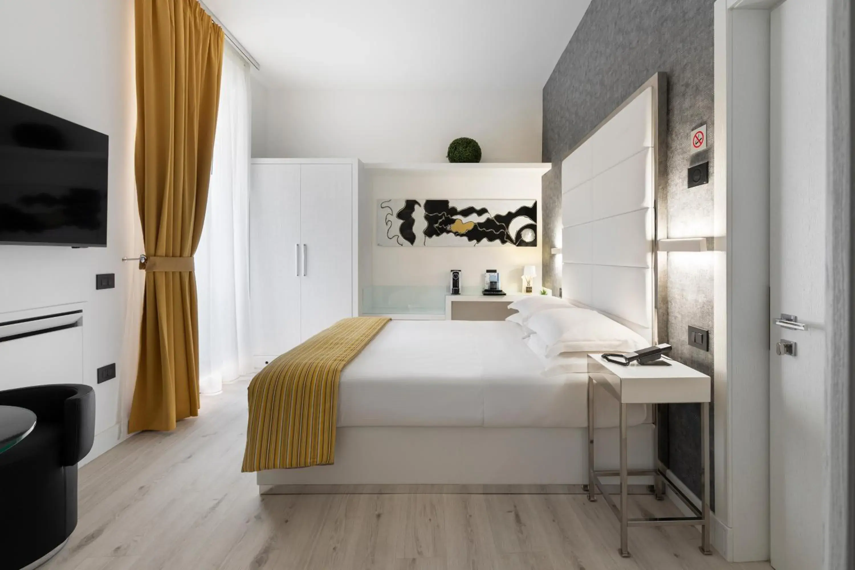 Double Room with Terrace in LHP River Club Double Room with Terrace in LHP River Club