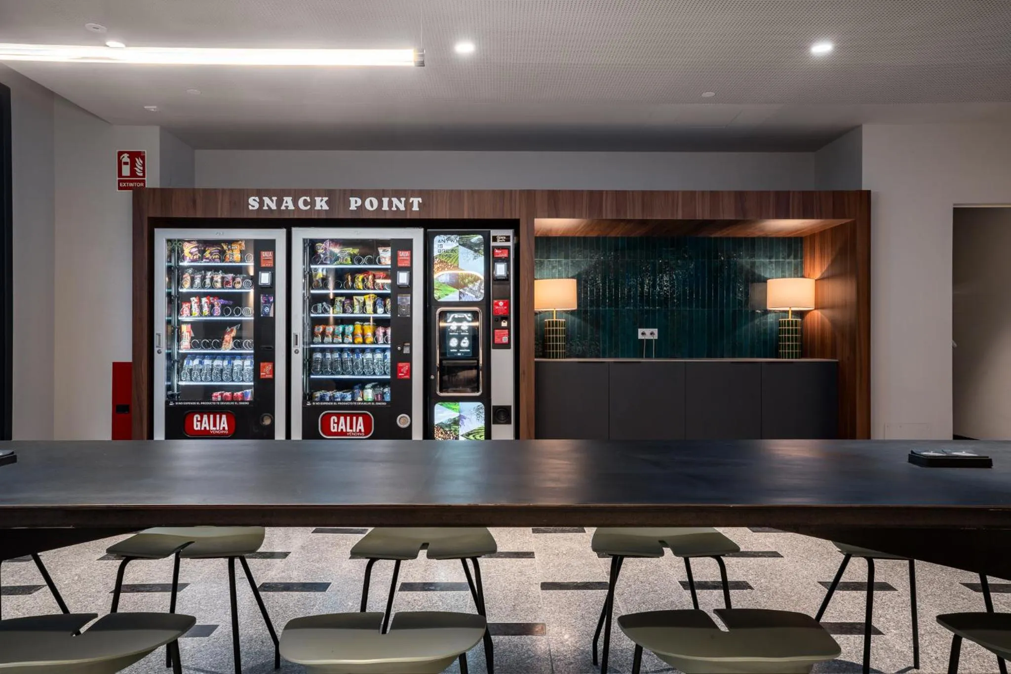 Lemonade Stays Santiago de Compostela