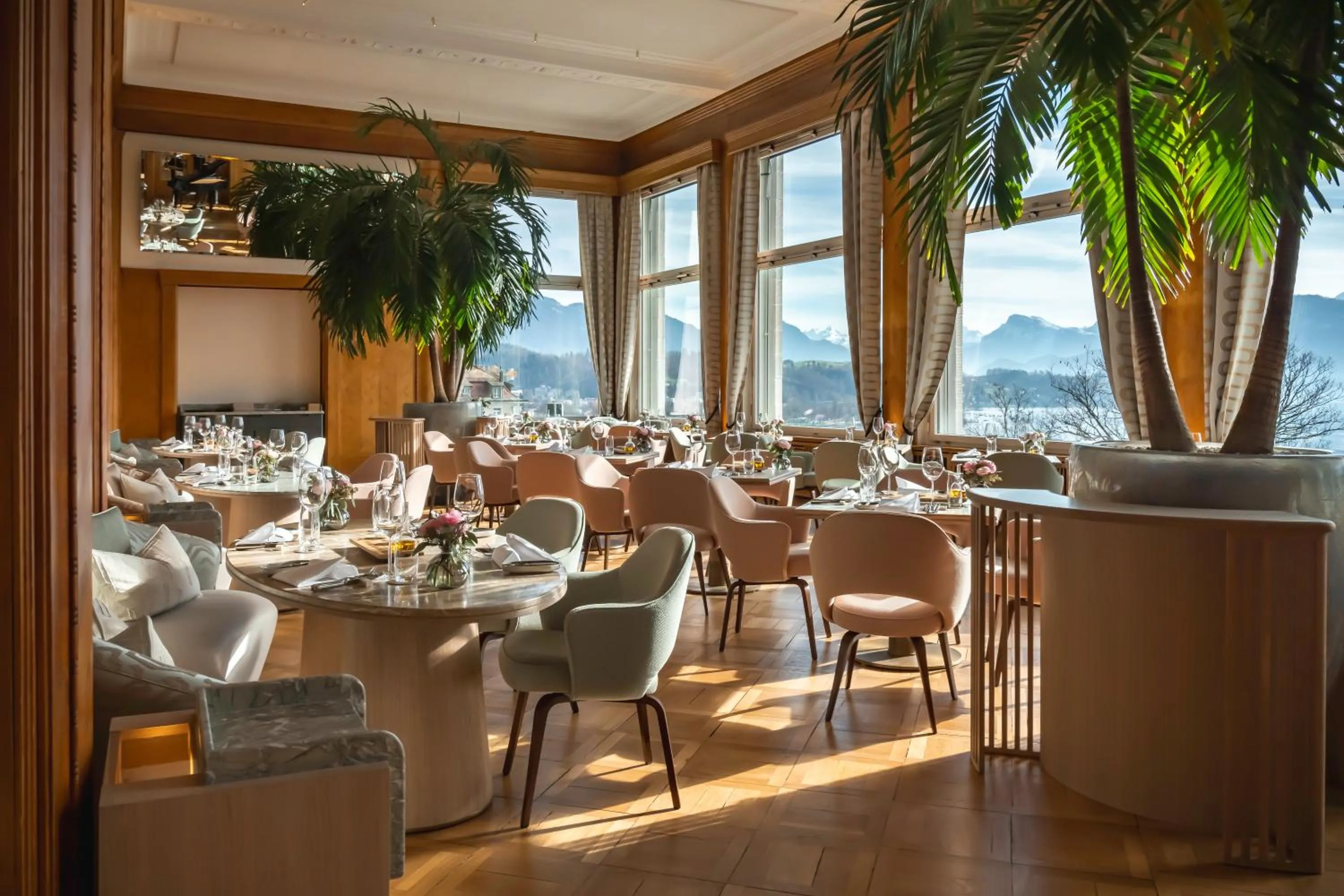 Restaurant/places to eat in Art Deco Hotel Montana Luzern
